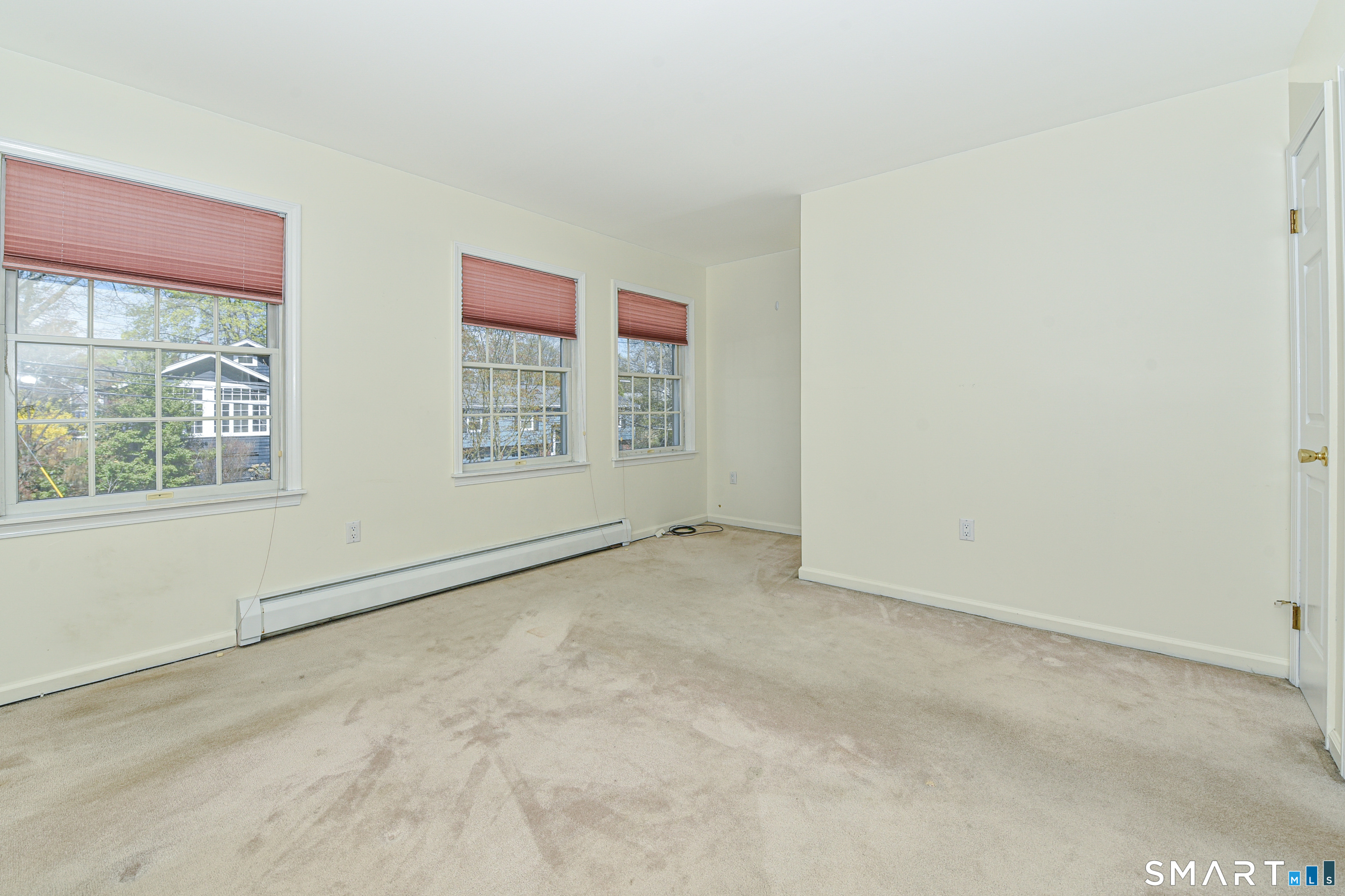 5 Moody Avenue