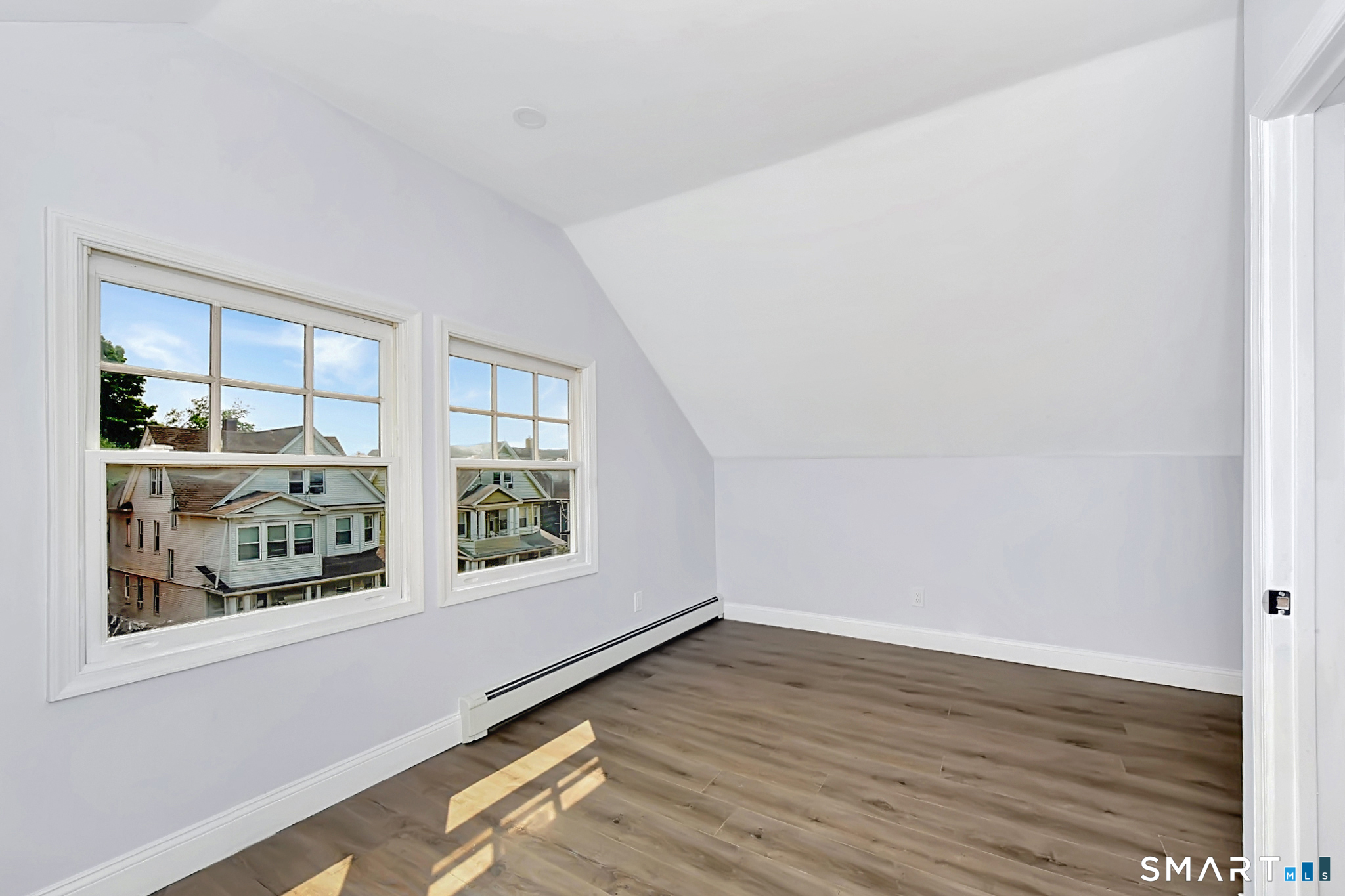 463 Wilmot Avenue Unit: 3