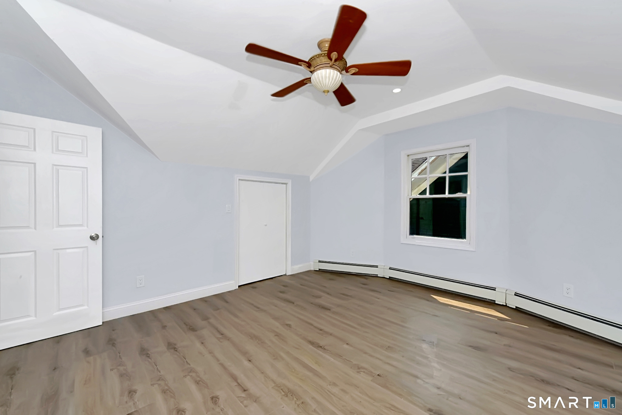 463 Wilmot Avenue Unit: 3