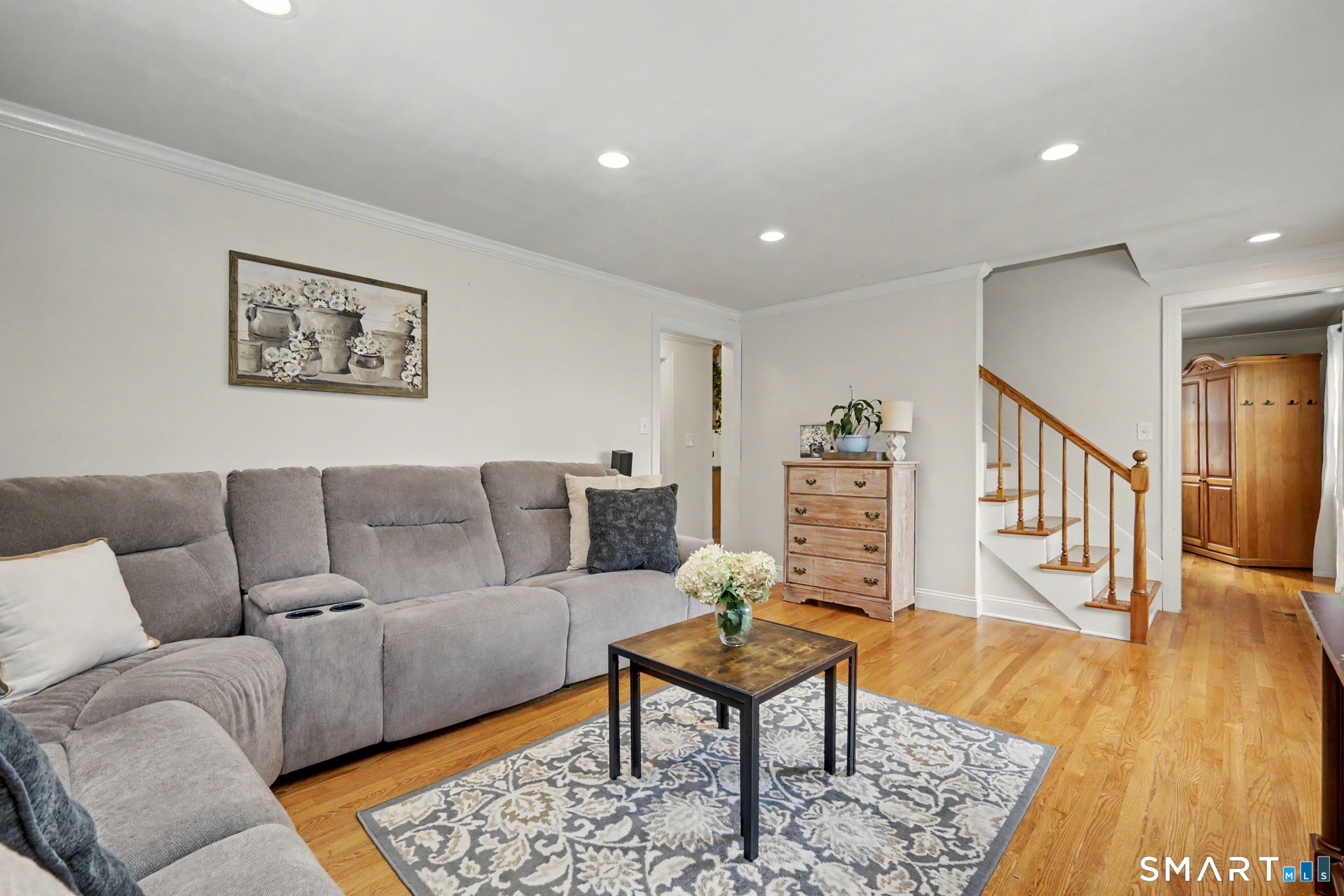 889 Wilcoxson Avenue