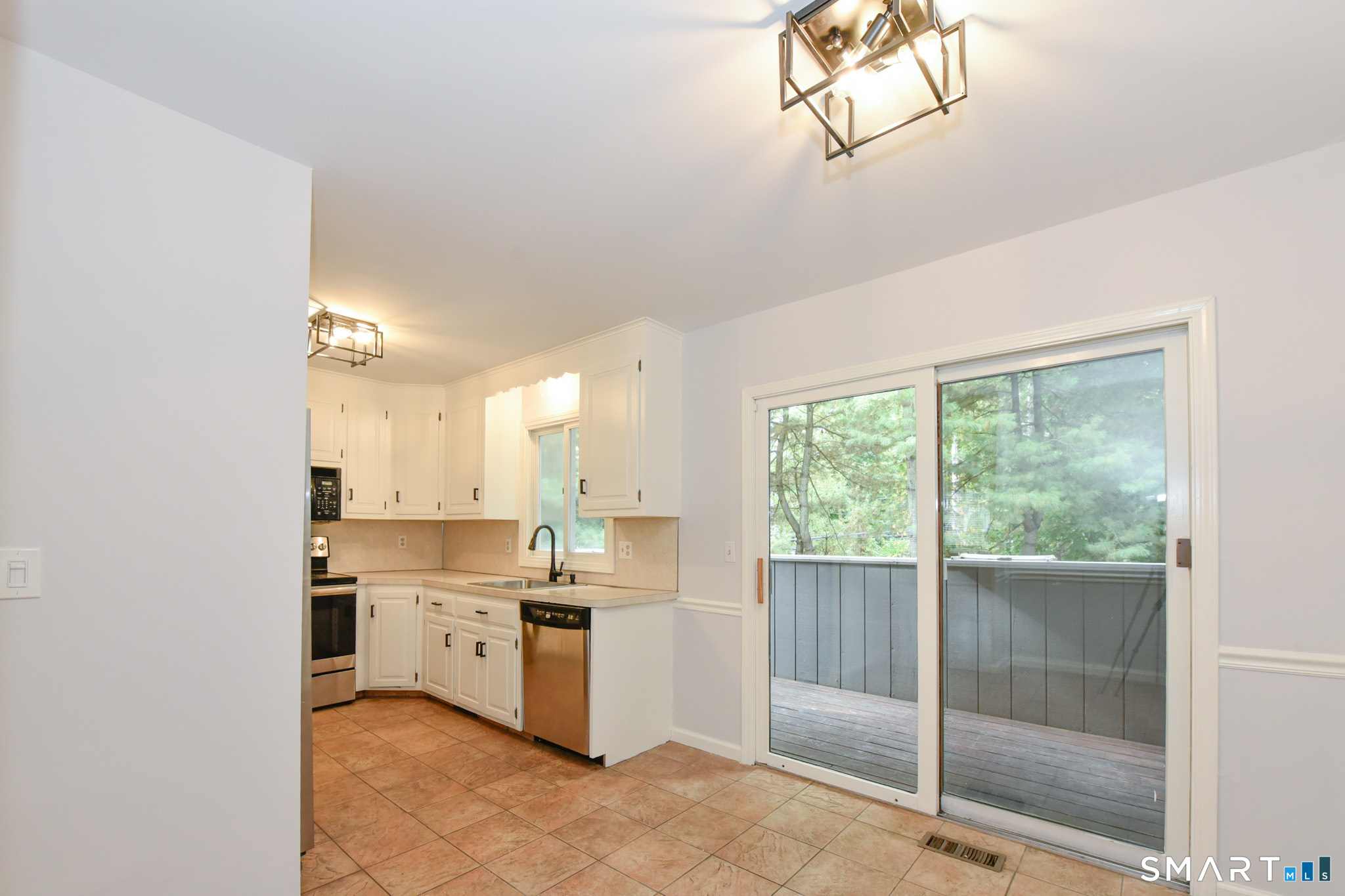 57 Dawn Street Unit: 57