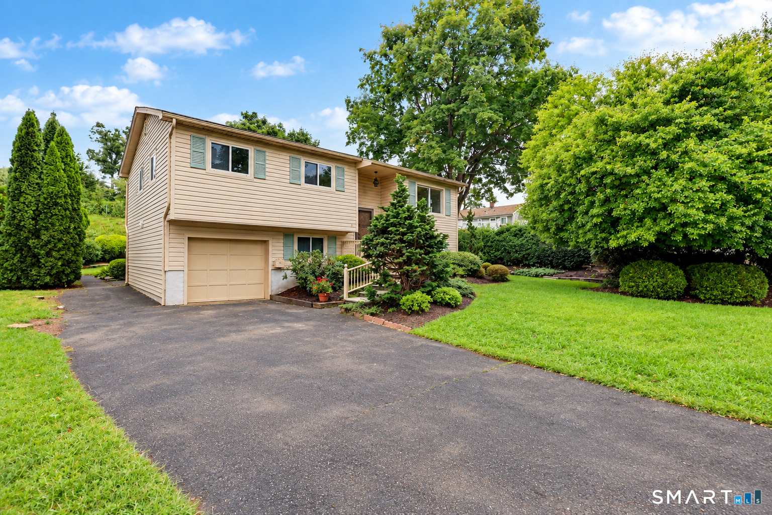 5 Windward Road