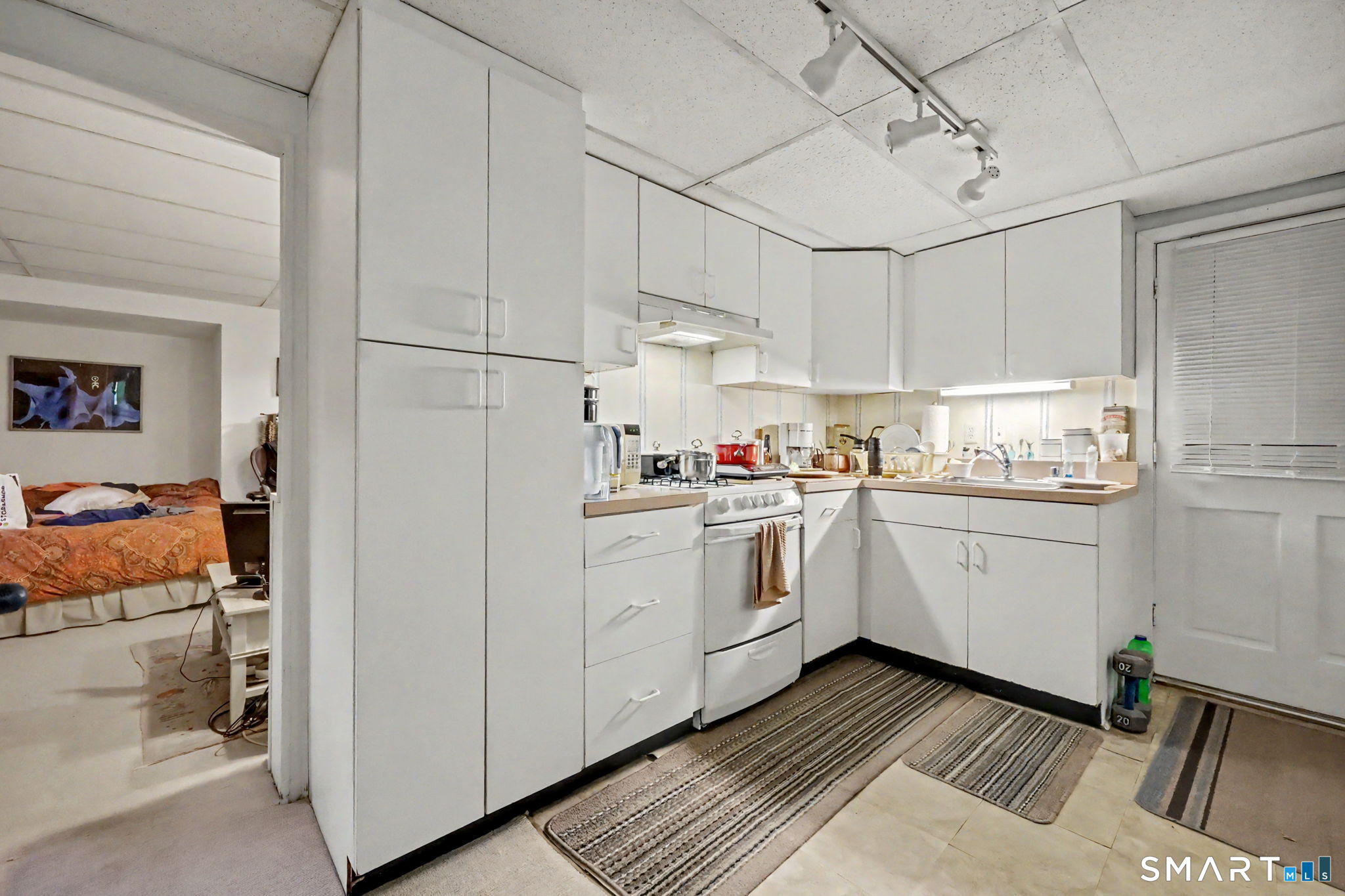 5 Windward Road