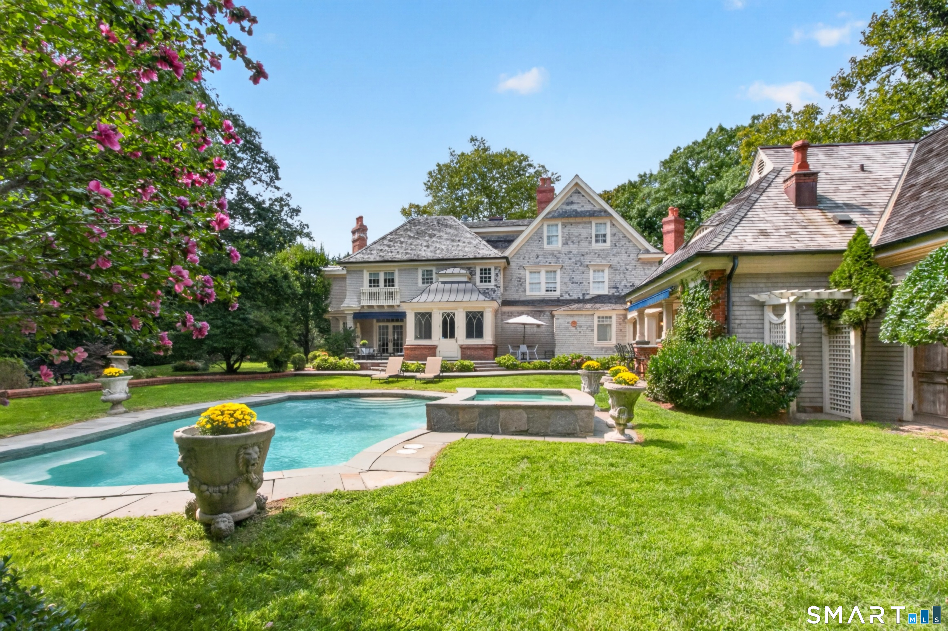 541 Sasco Hill Road