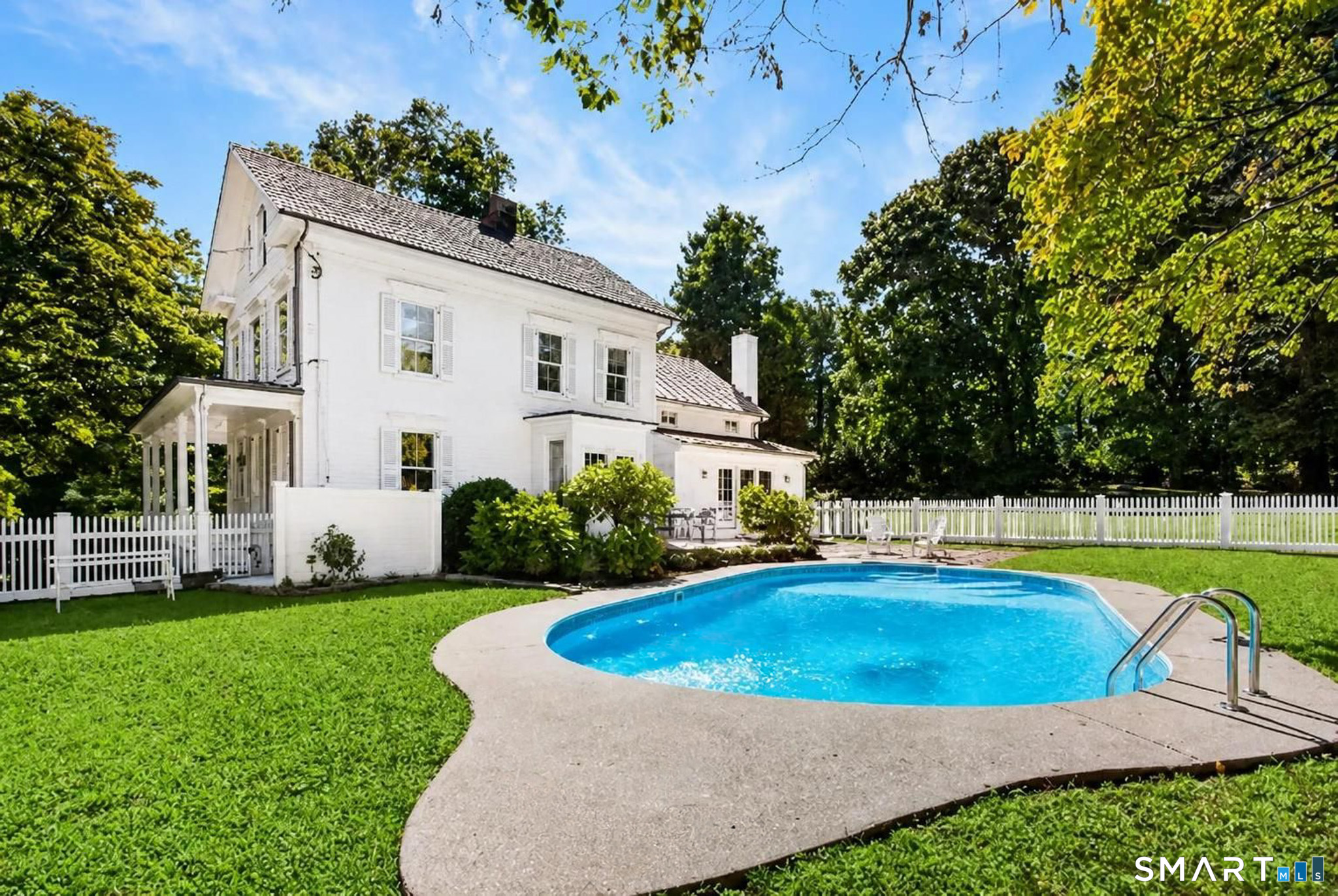 999 Bronson Road