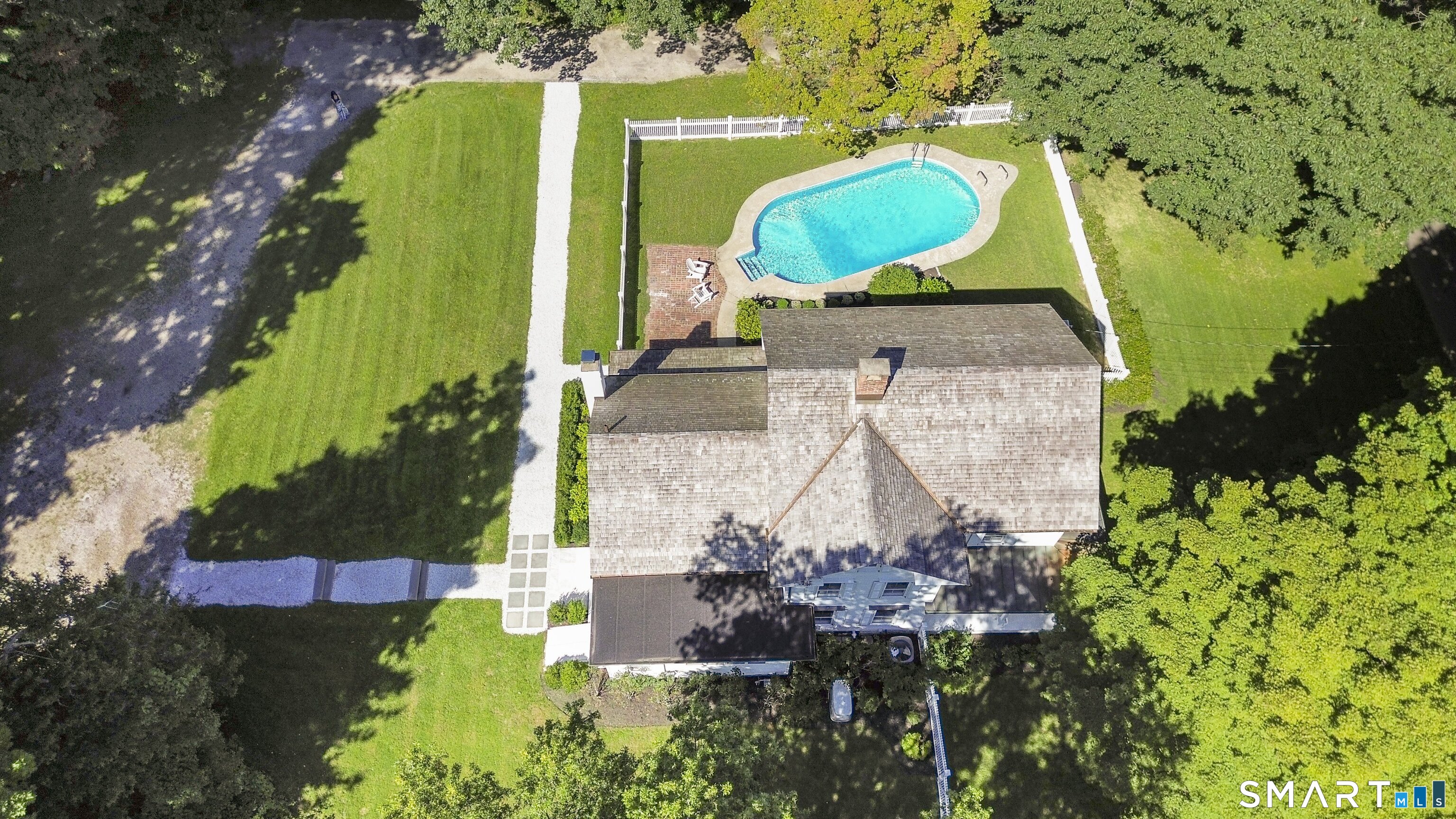 999 Bronson Road