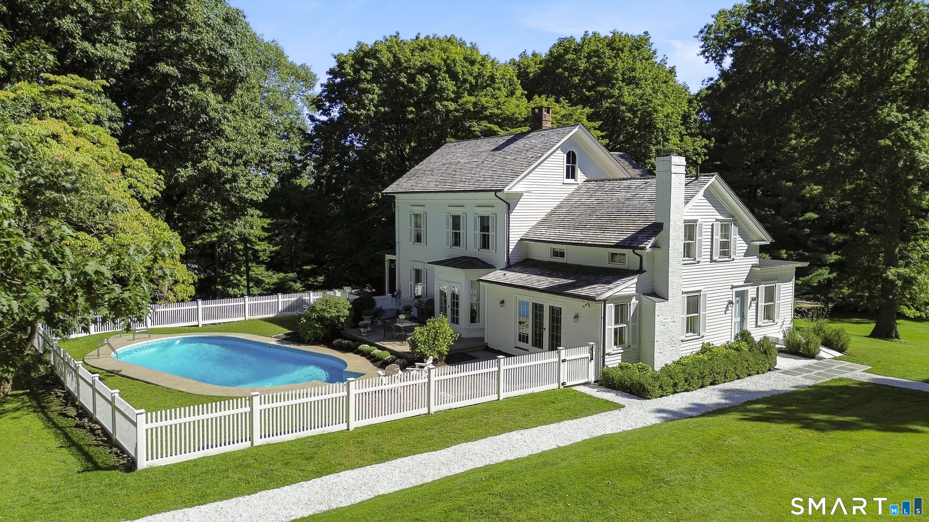 999 Bronson Road
