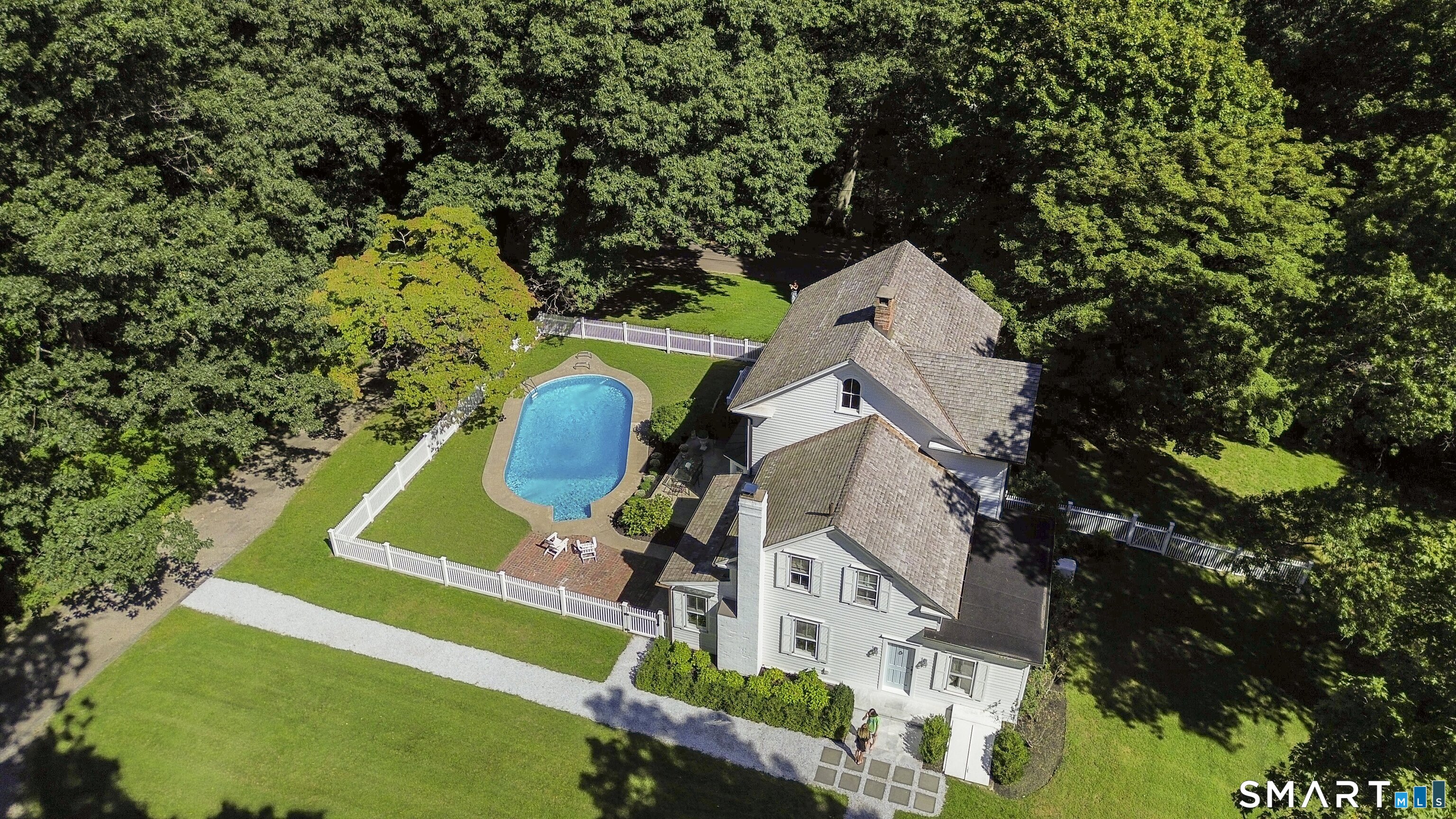 999 Bronson Road
