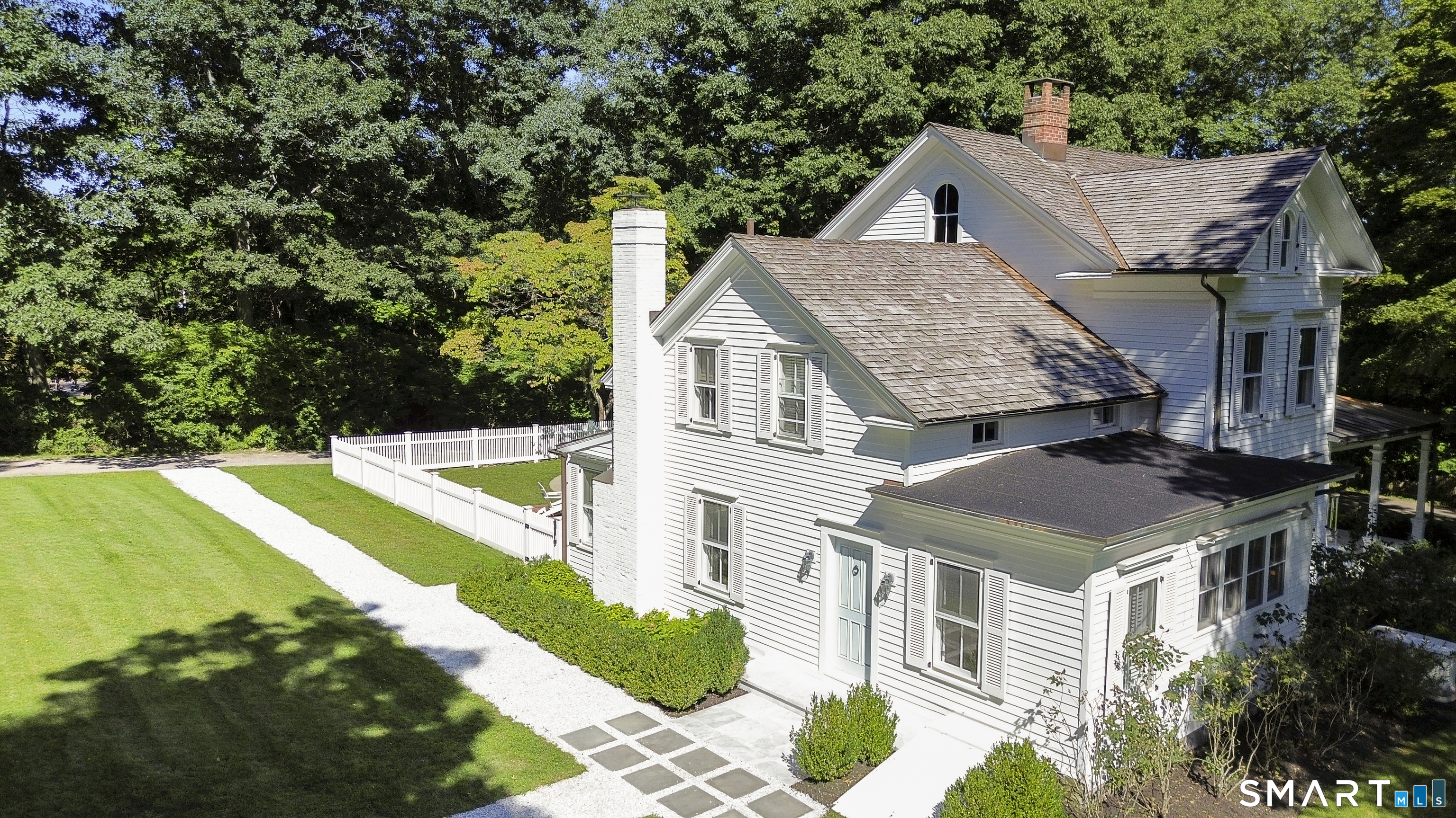 999 Bronson Road