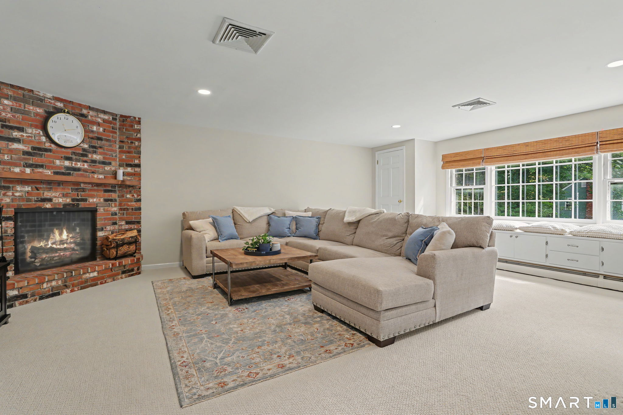 241 Hemlock Hills Road South