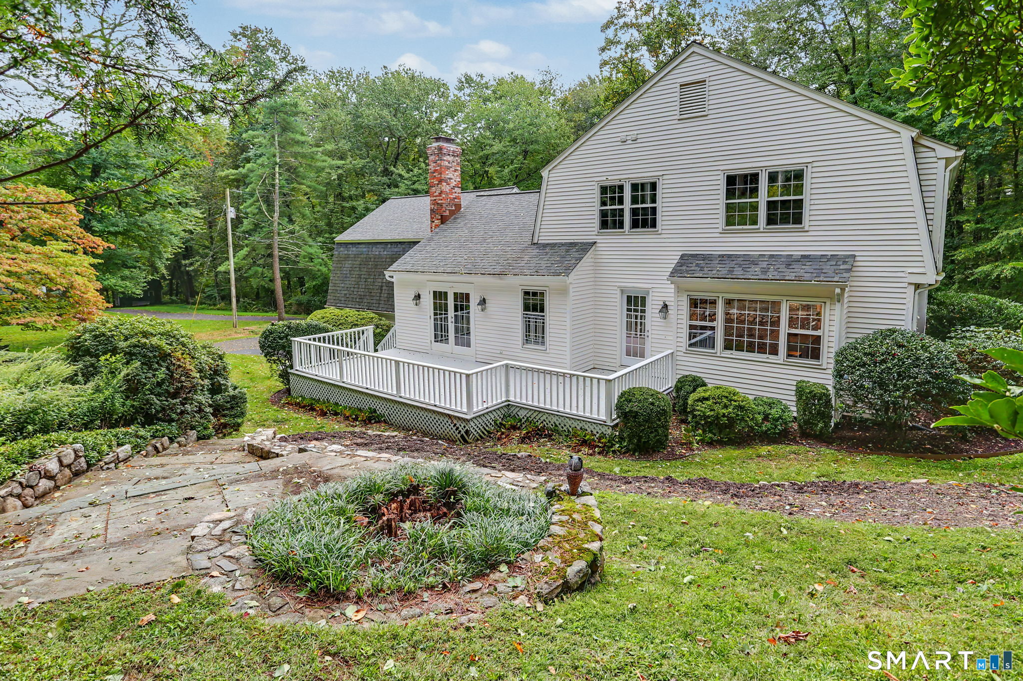 241 Hemlock Hills Road South