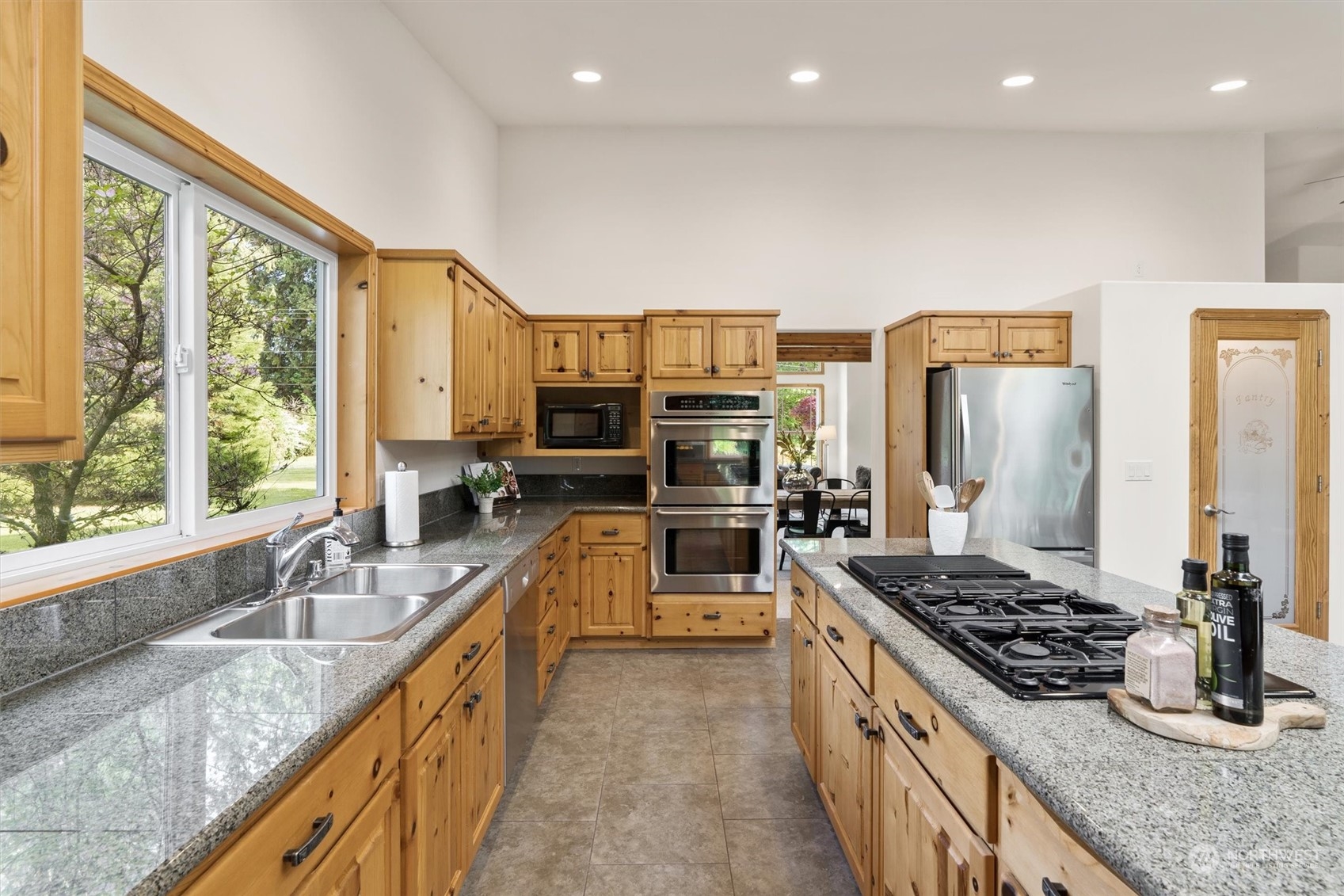 8805 Arlington Heights Road