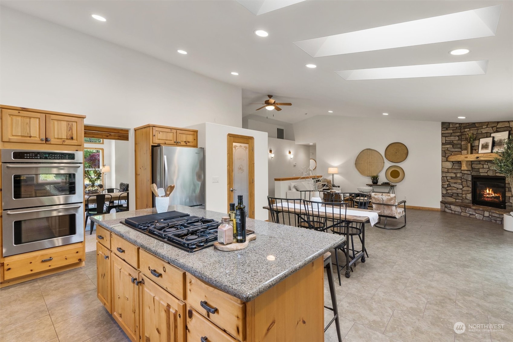 8805 Arlington Heights Road