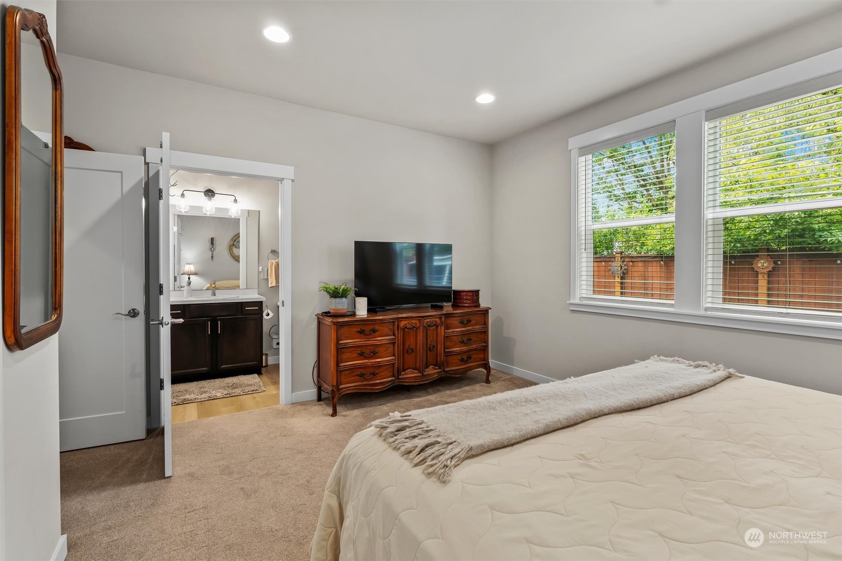 750 Parkland Loop