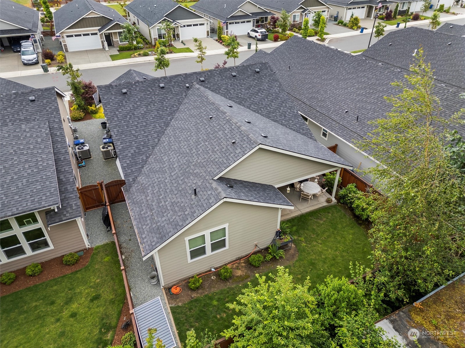 750 Parkland Loop