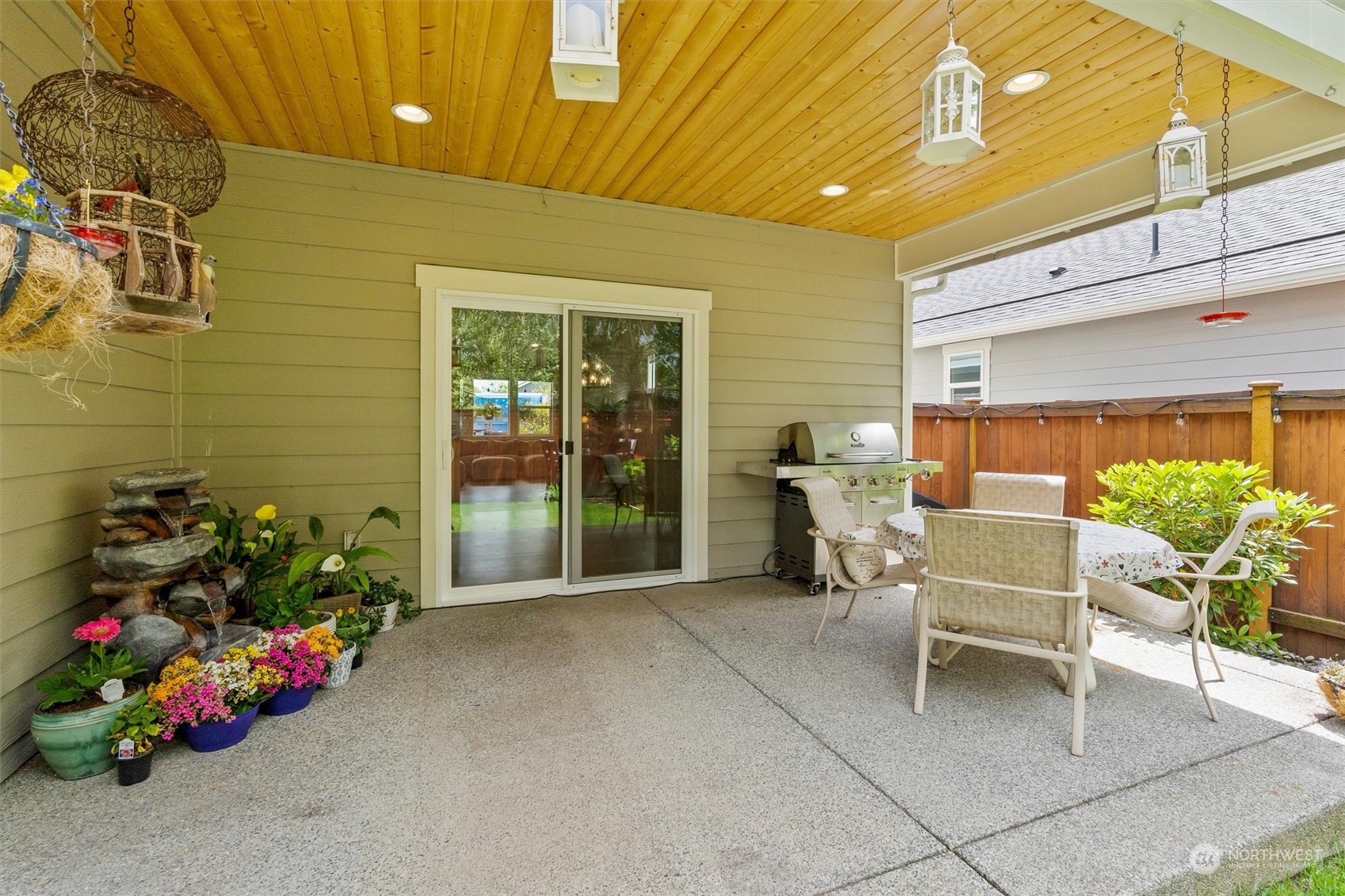 750 Parkland Loop