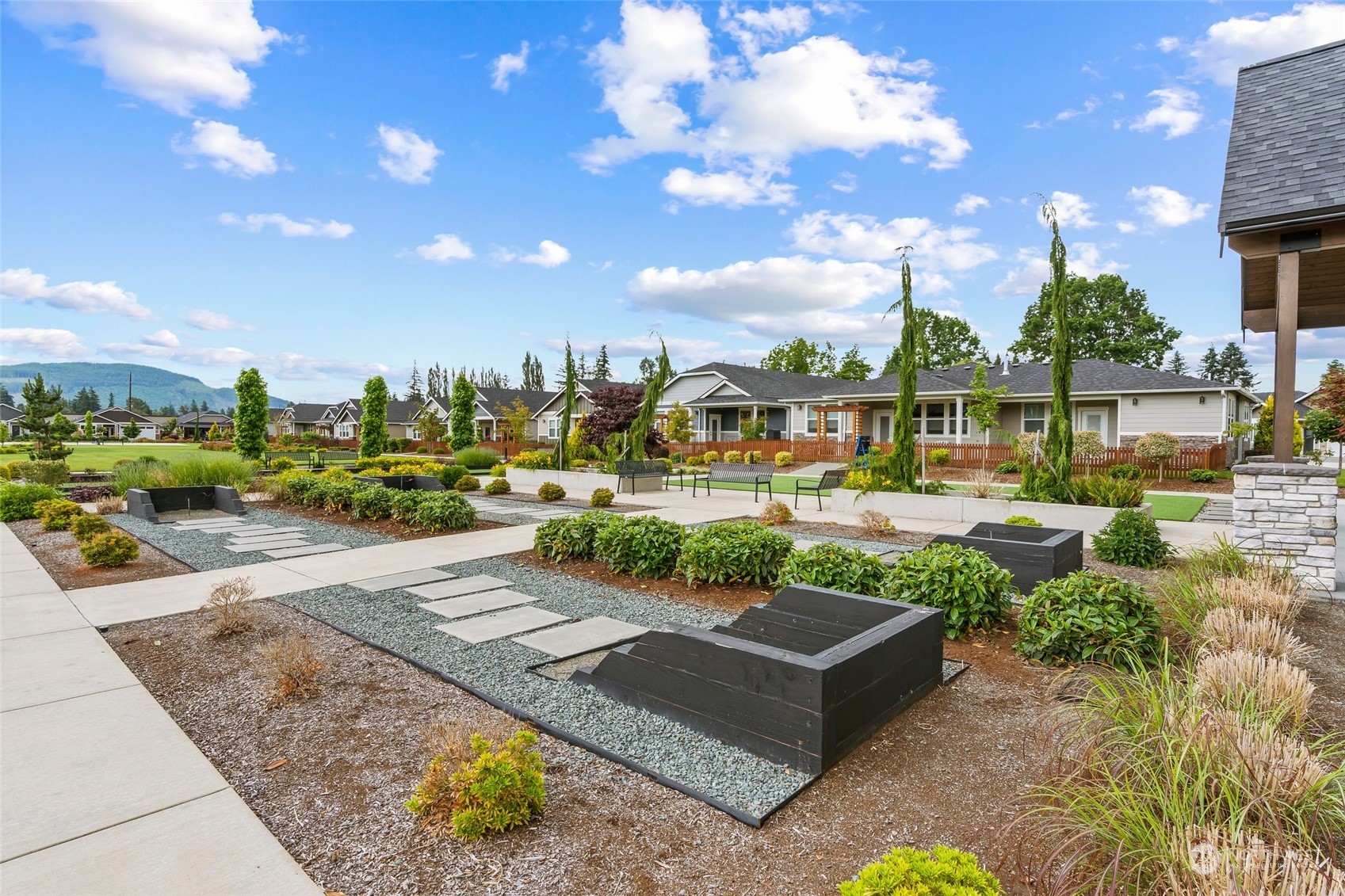 750 Parkland Loop
