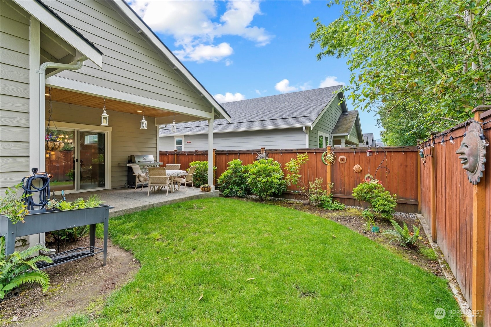 750 Parkland Loop