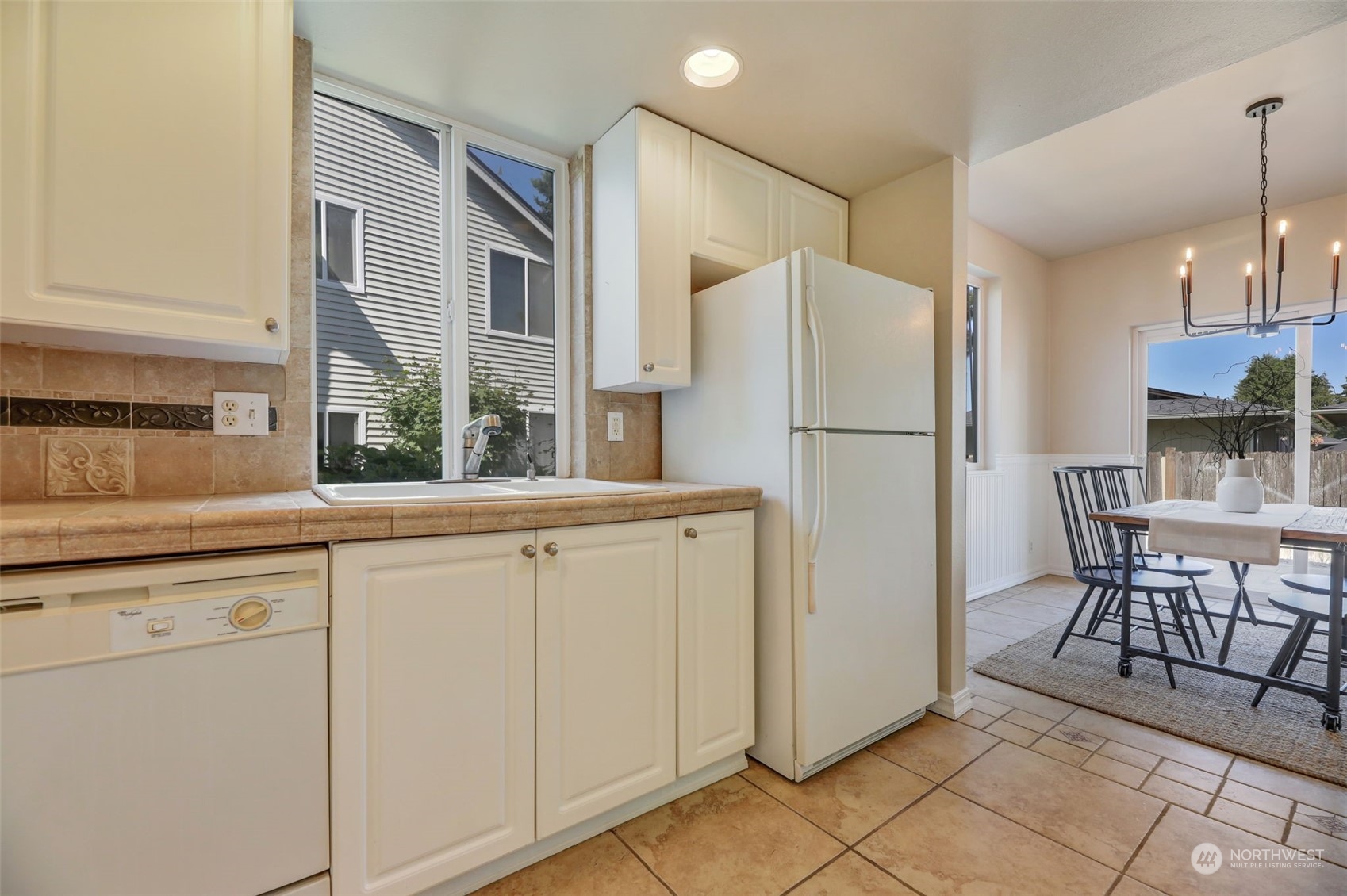 800 96th Avenue NE Unit: E101
