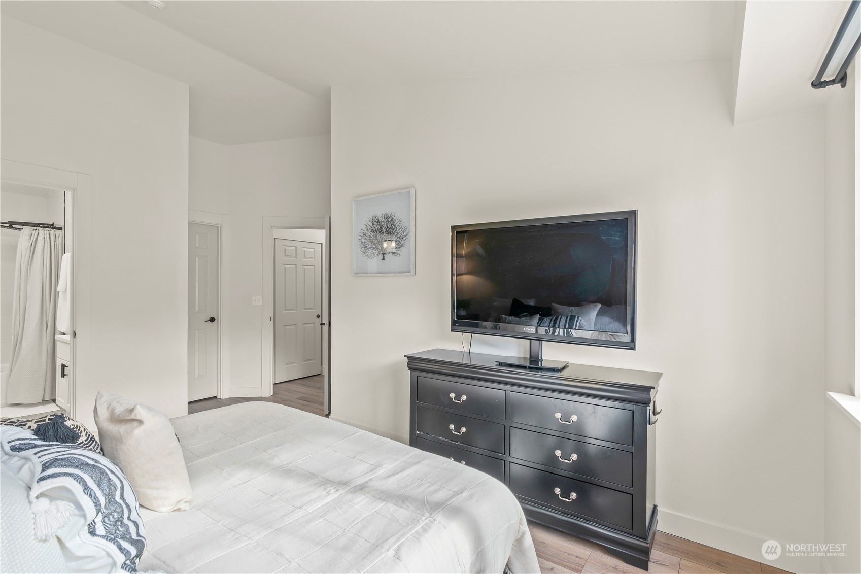 22619 4th Avenue W Unit: 105