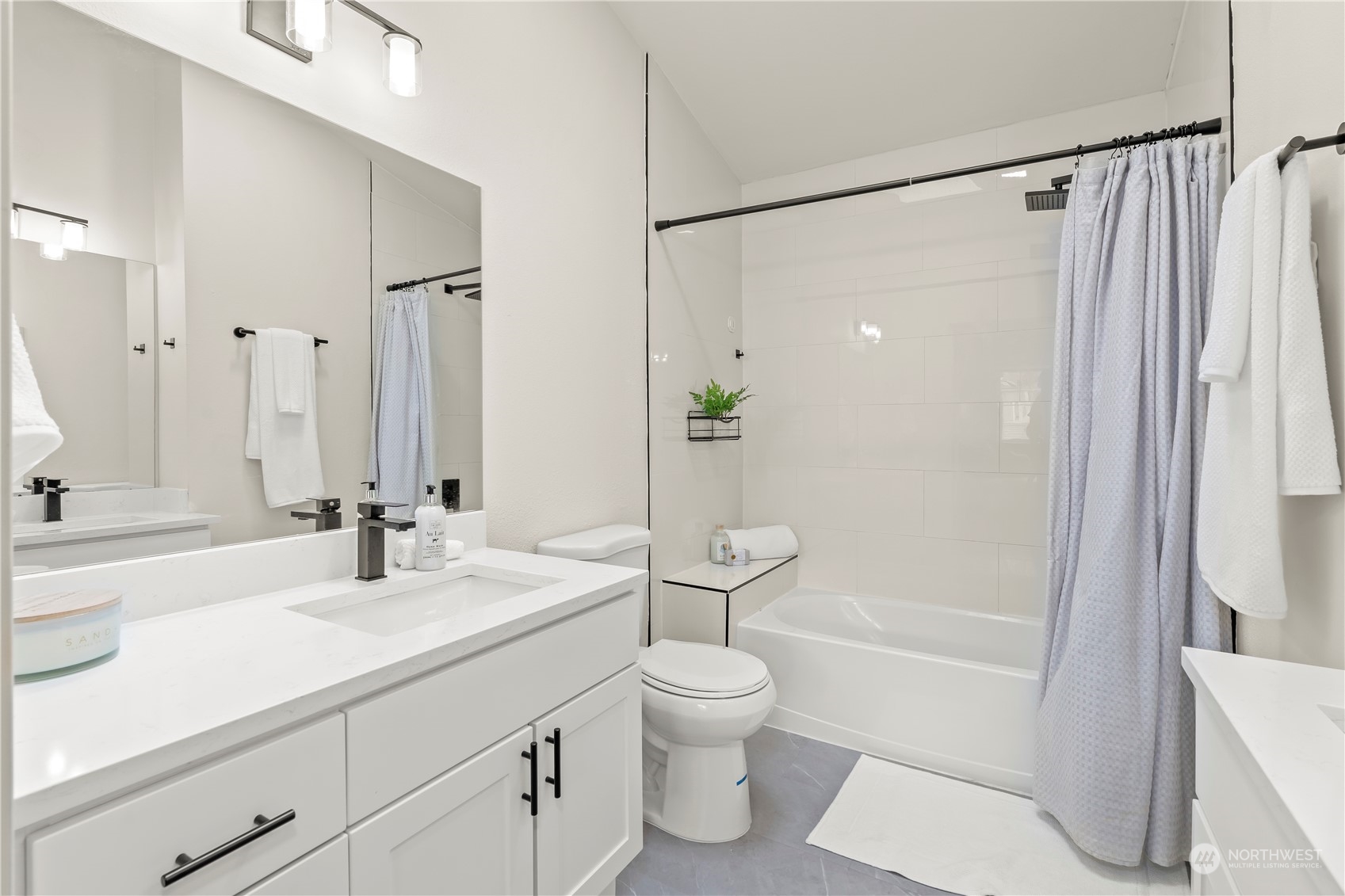 22619 4th Avenue W Unit: 105