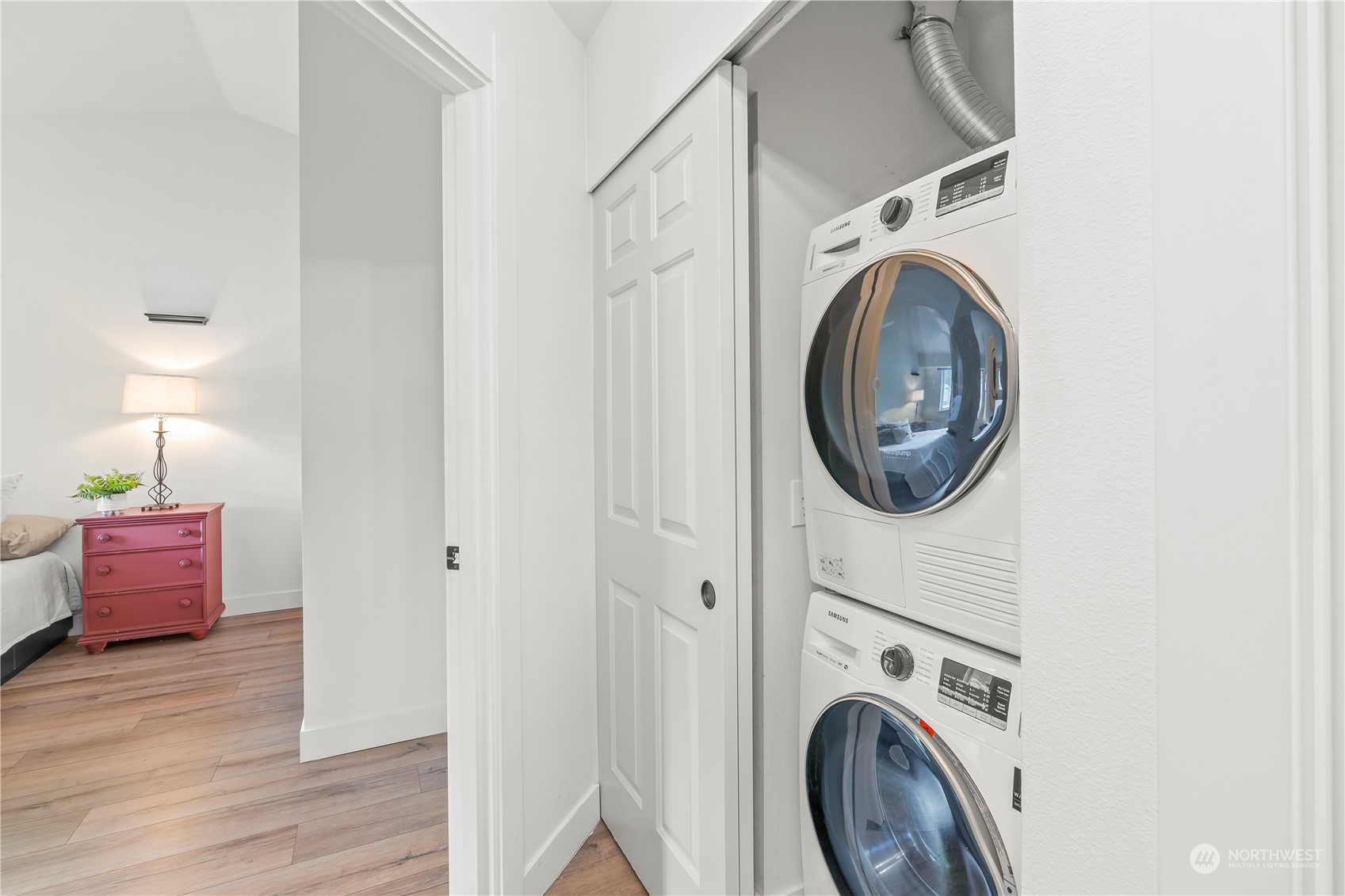 22619 4th Avenue W Unit: 105
