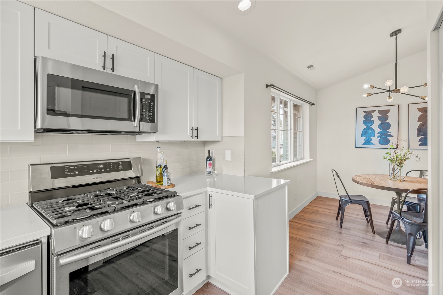 22619 4th Avenue W Unit: 105