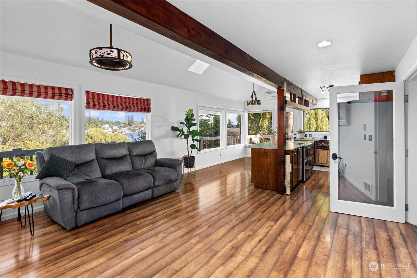 1512 Mitchell Road