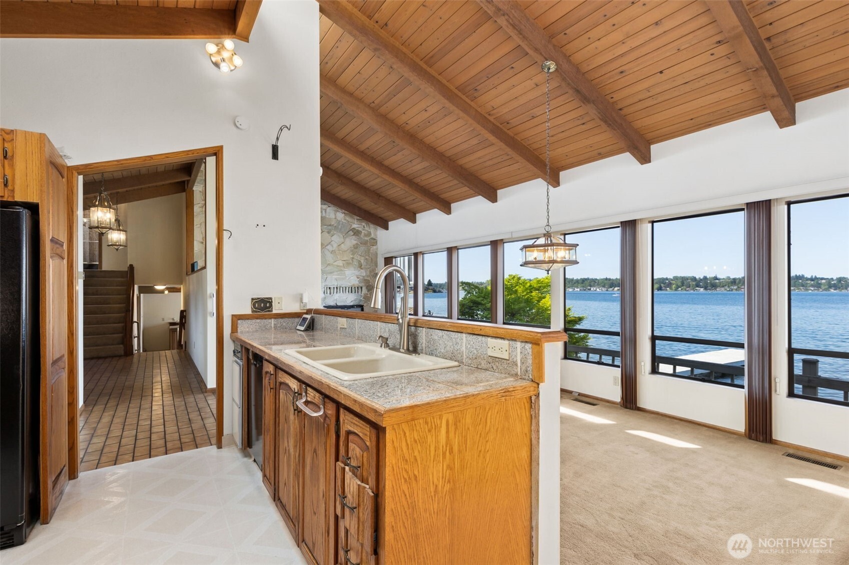 1210 E Lakeshore Drive