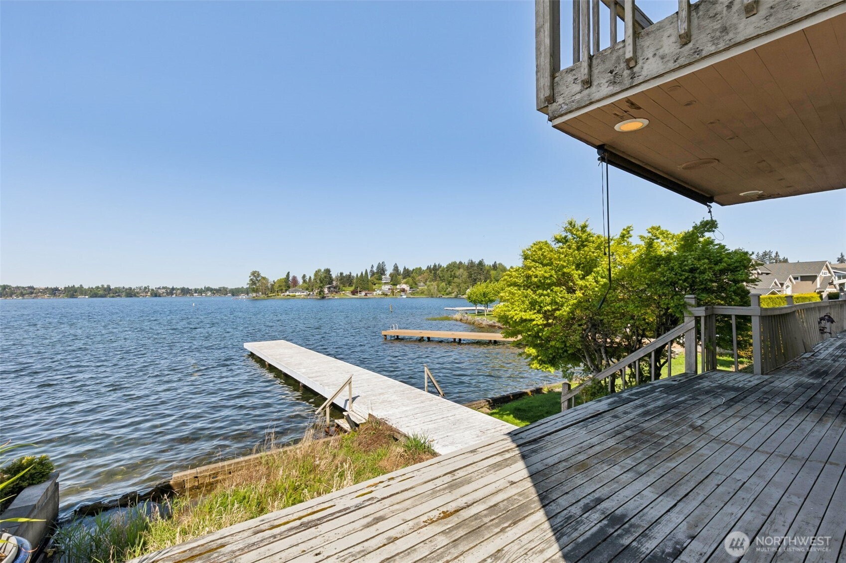 1210 E Lakeshore Drive