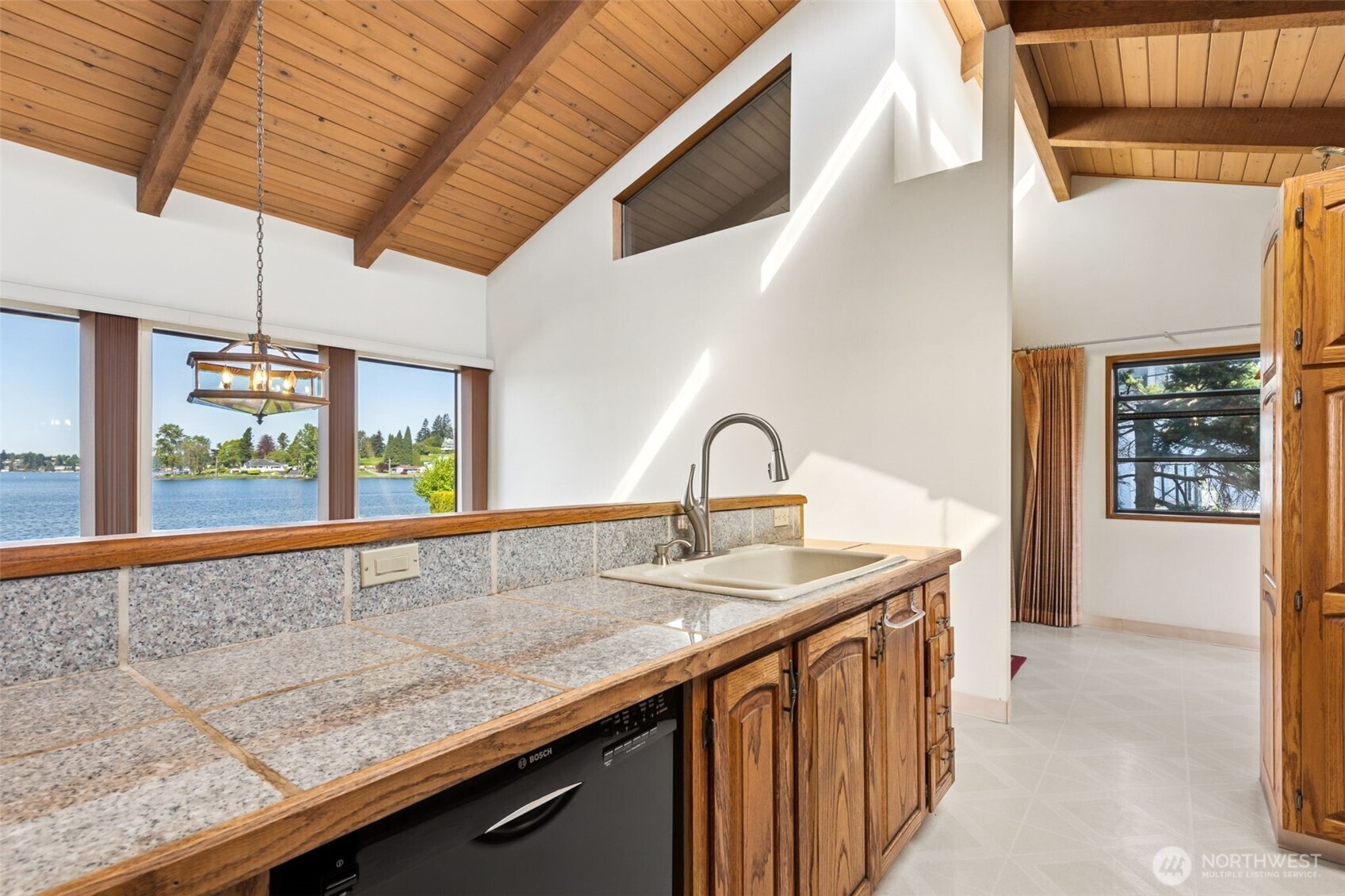 1210 E Lakeshore Drive