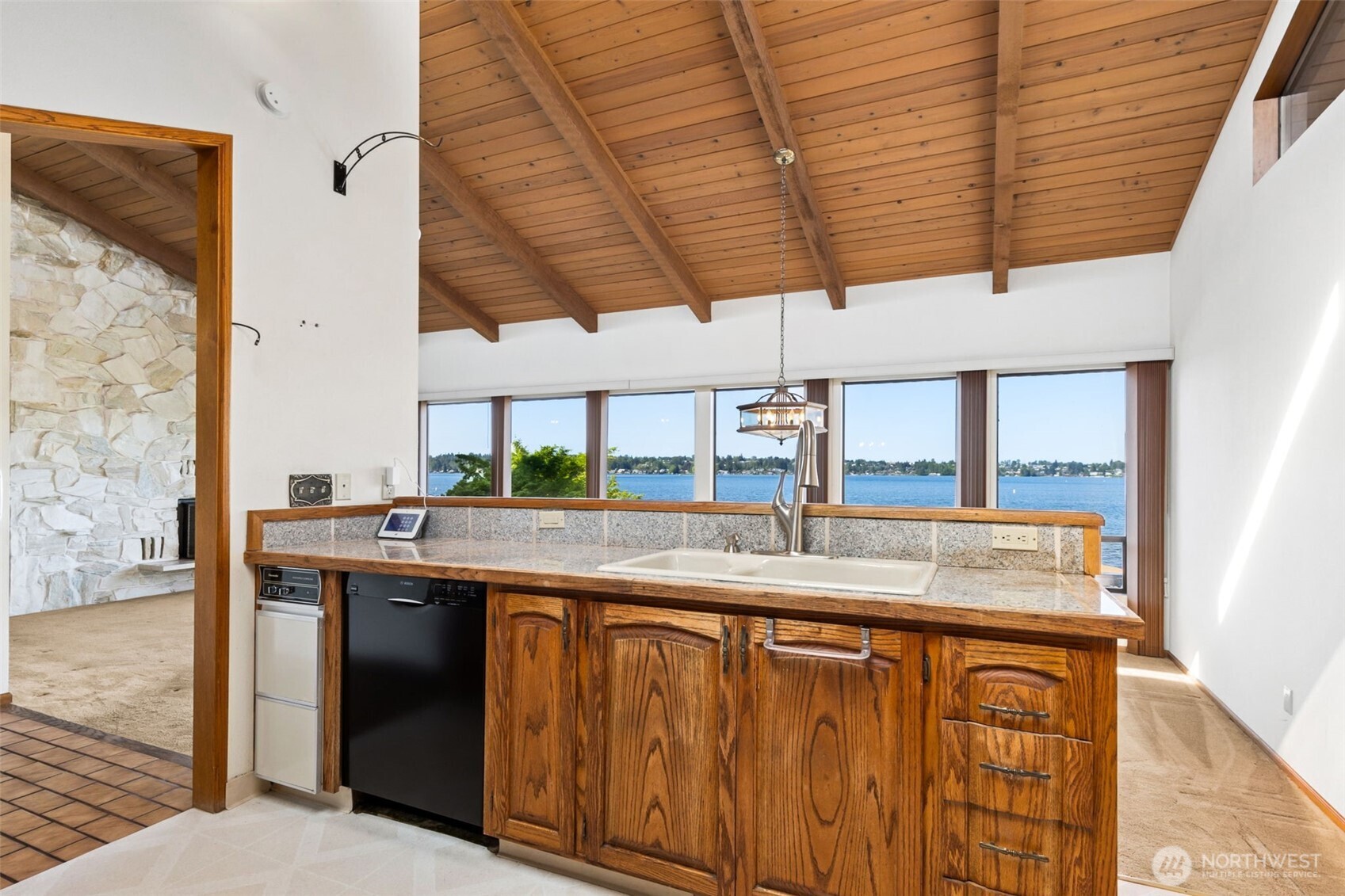 1210 E Lakeshore Drive