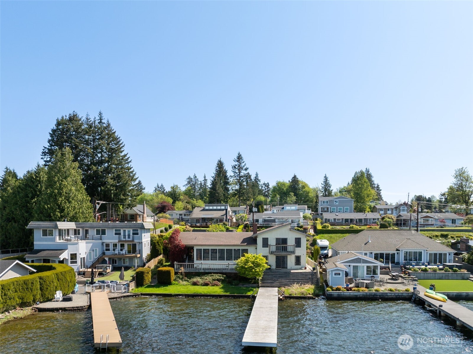 1210 E Lakeshore Drive