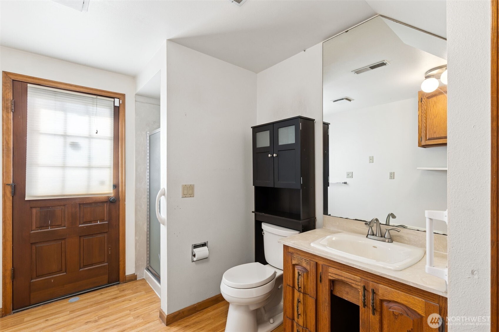 1210 E Lakeshore Drive
