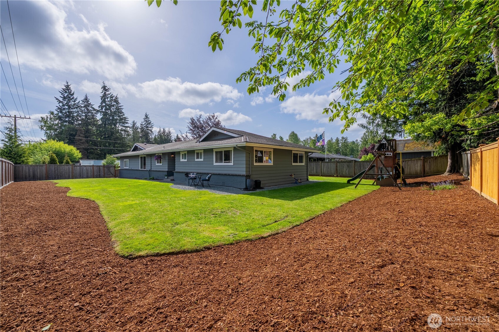 11612 38th Drive SE