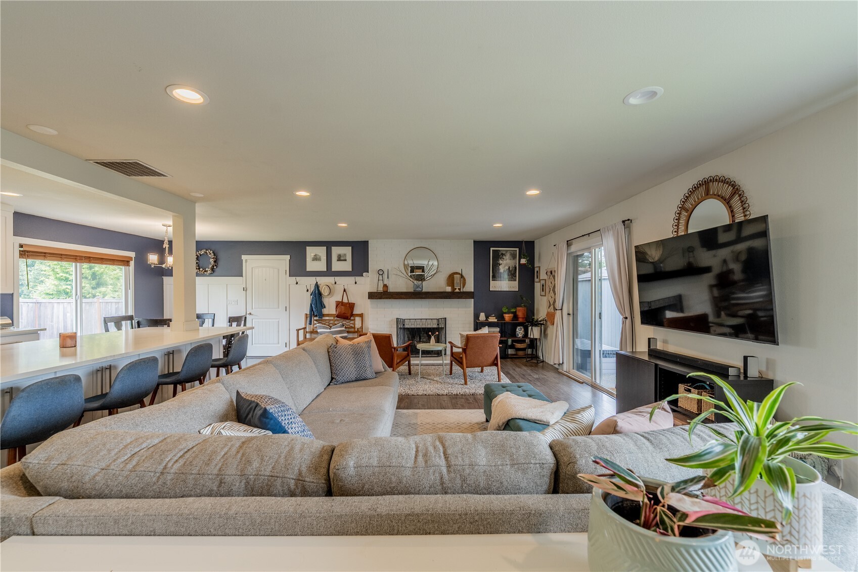 11612 38th Drive SE