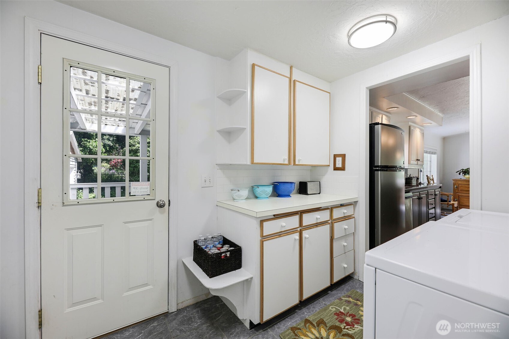 8909 Arlington Heights Road