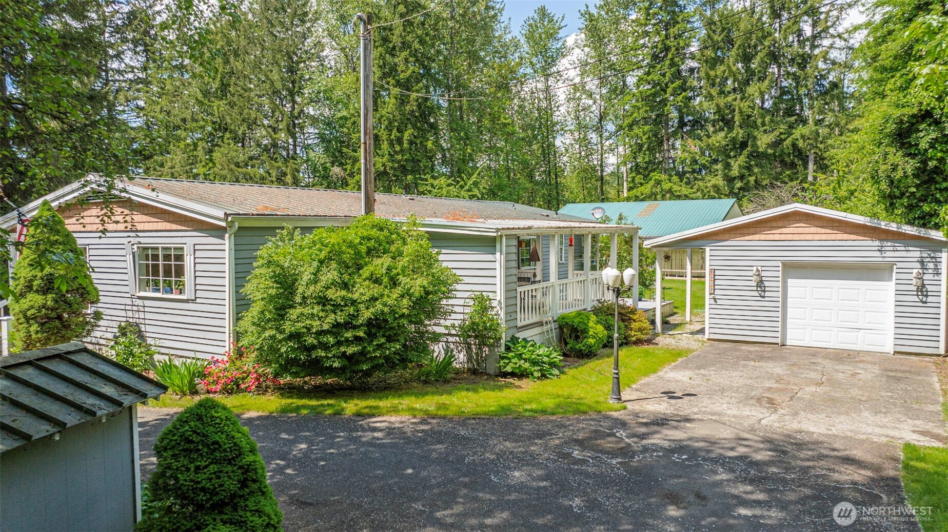 8909 Arlington Heights Road