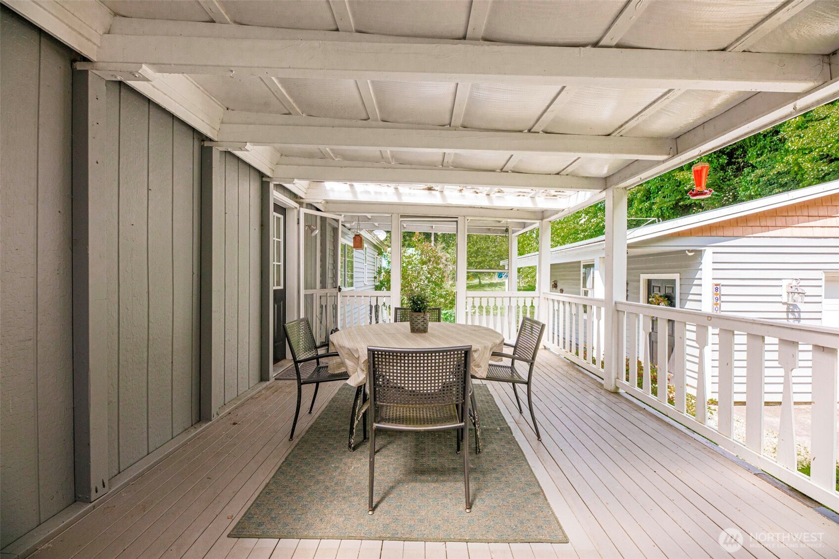 8909 Arlington Heights Road