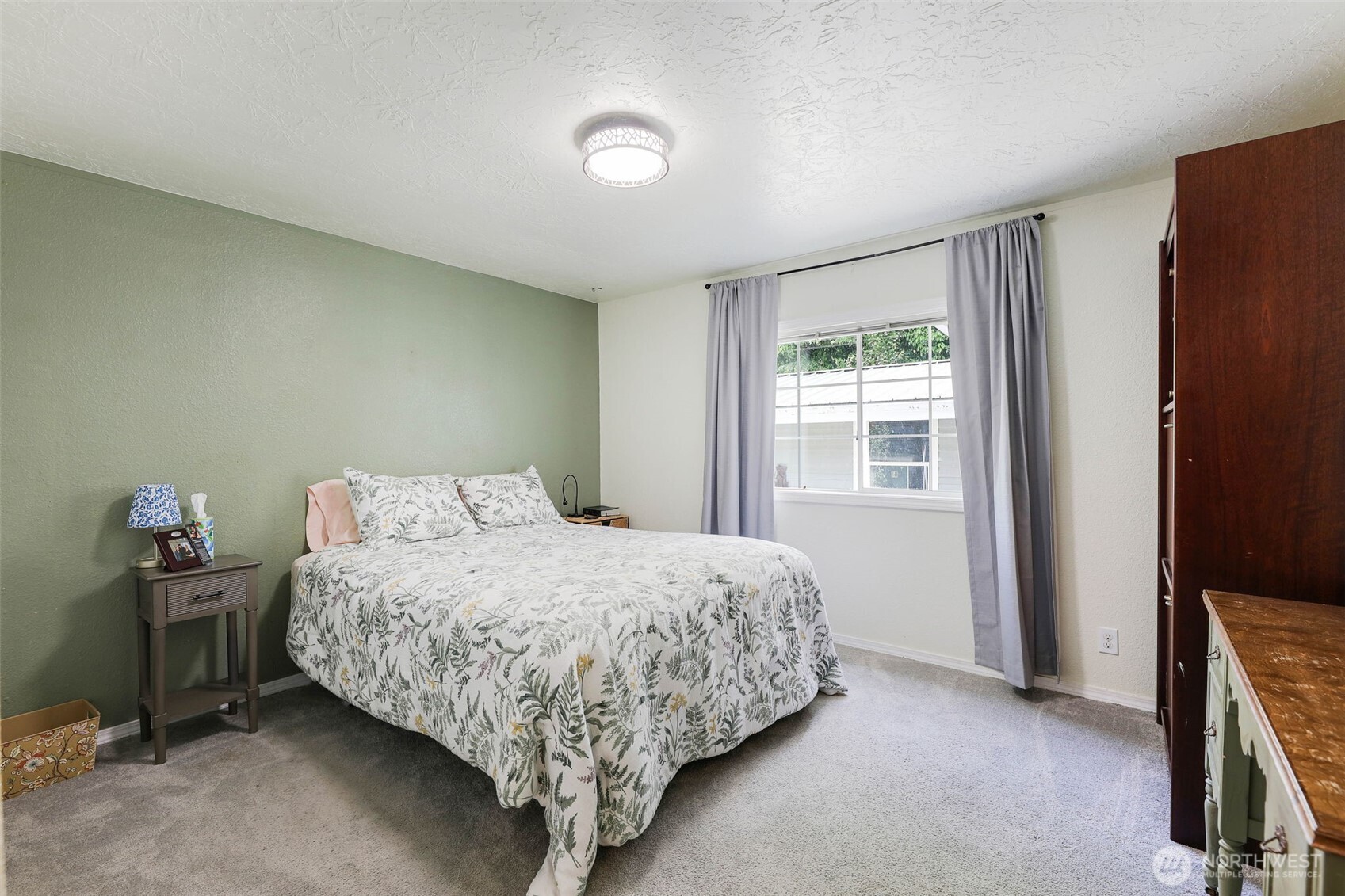 8909 Arlington Heights Road