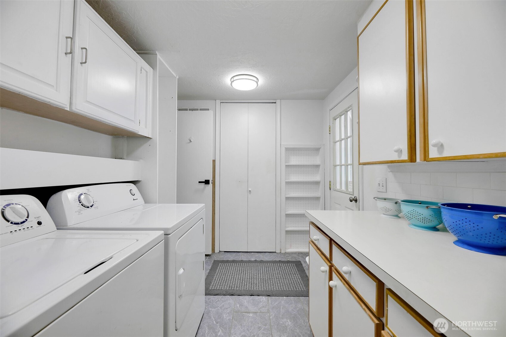 8909 Arlington Heights Road