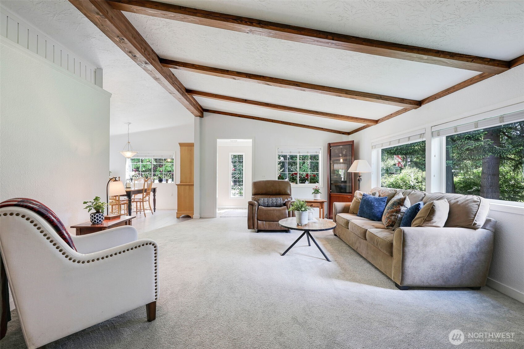 8909 Arlington Heights Road