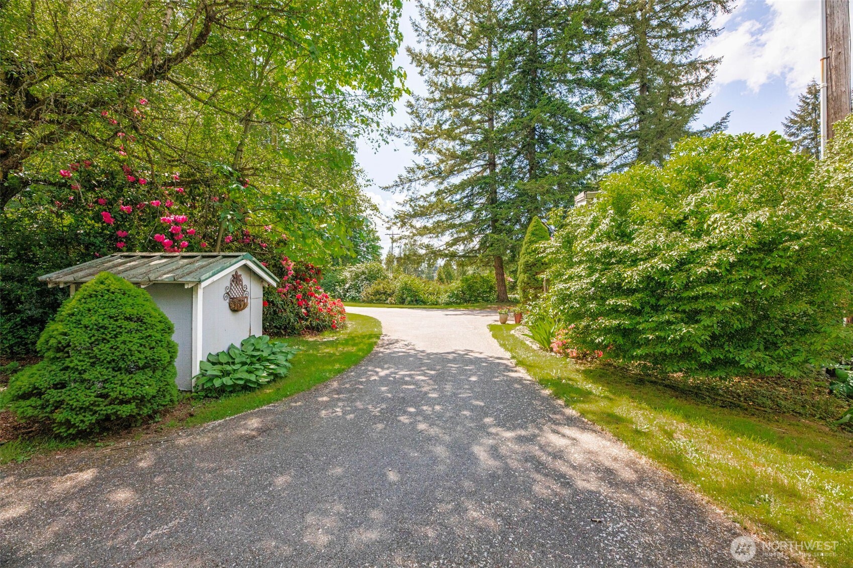 8909 Arlington Heights Road