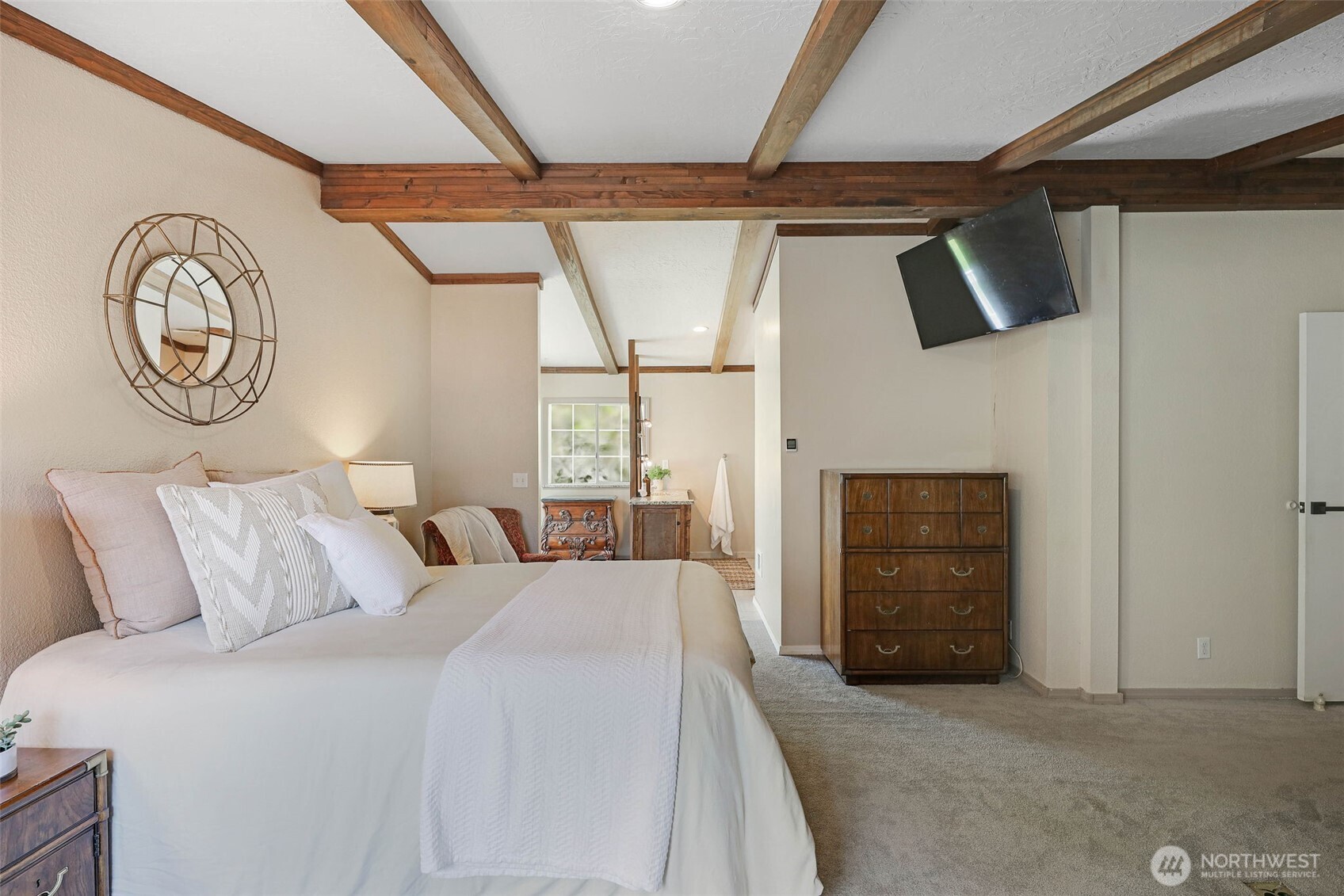 8909 Arlington Heights Road