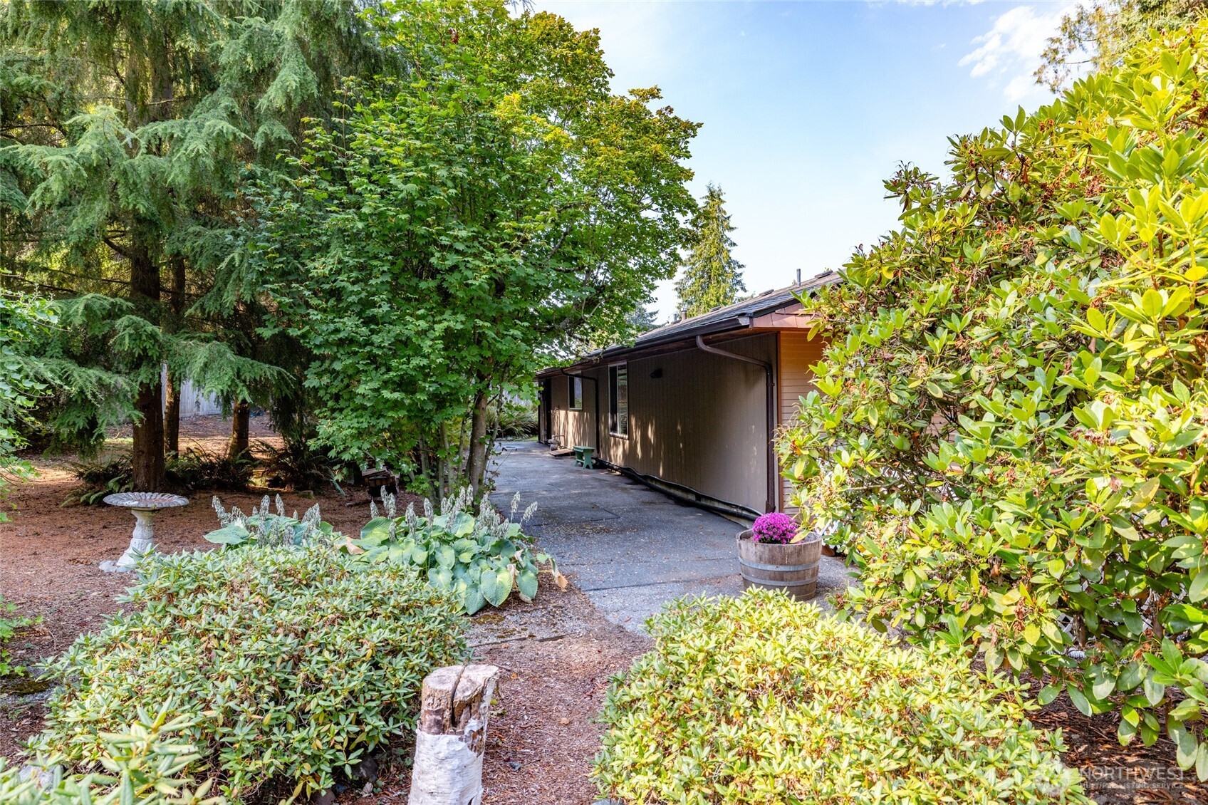 2920 Comanche Drive