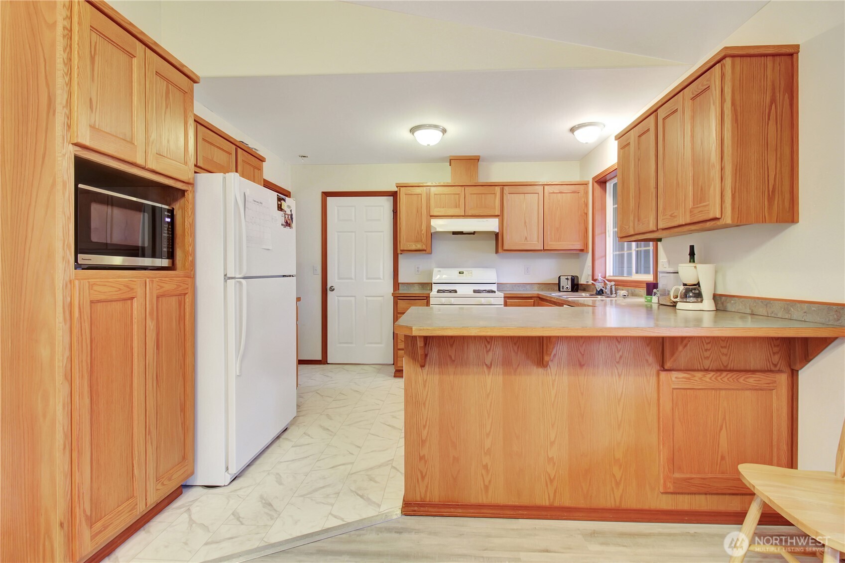116 W Marion