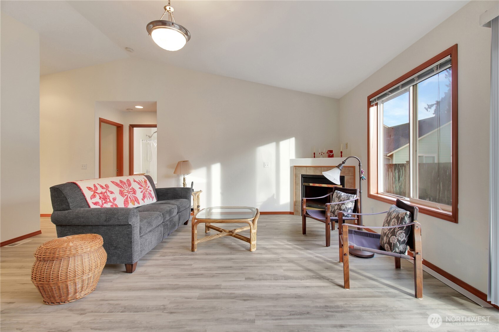 116 W Marion
