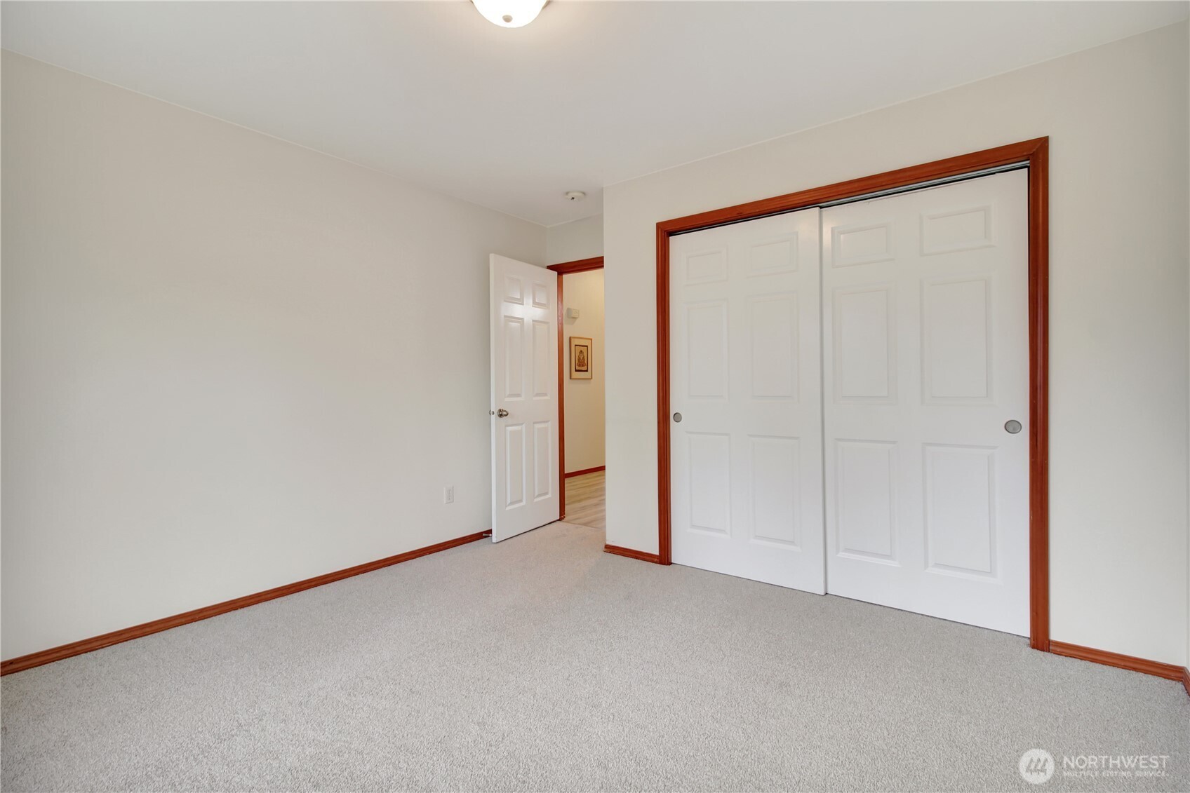 116 W Marion
