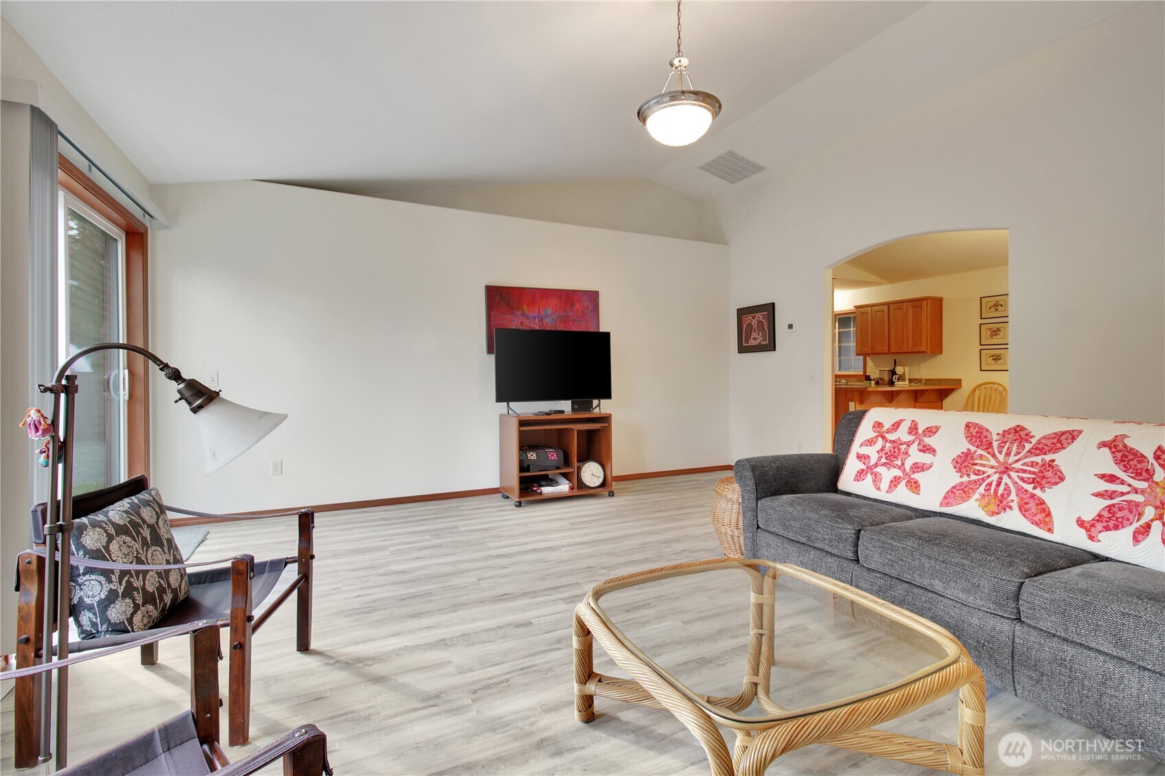 116 W Marion