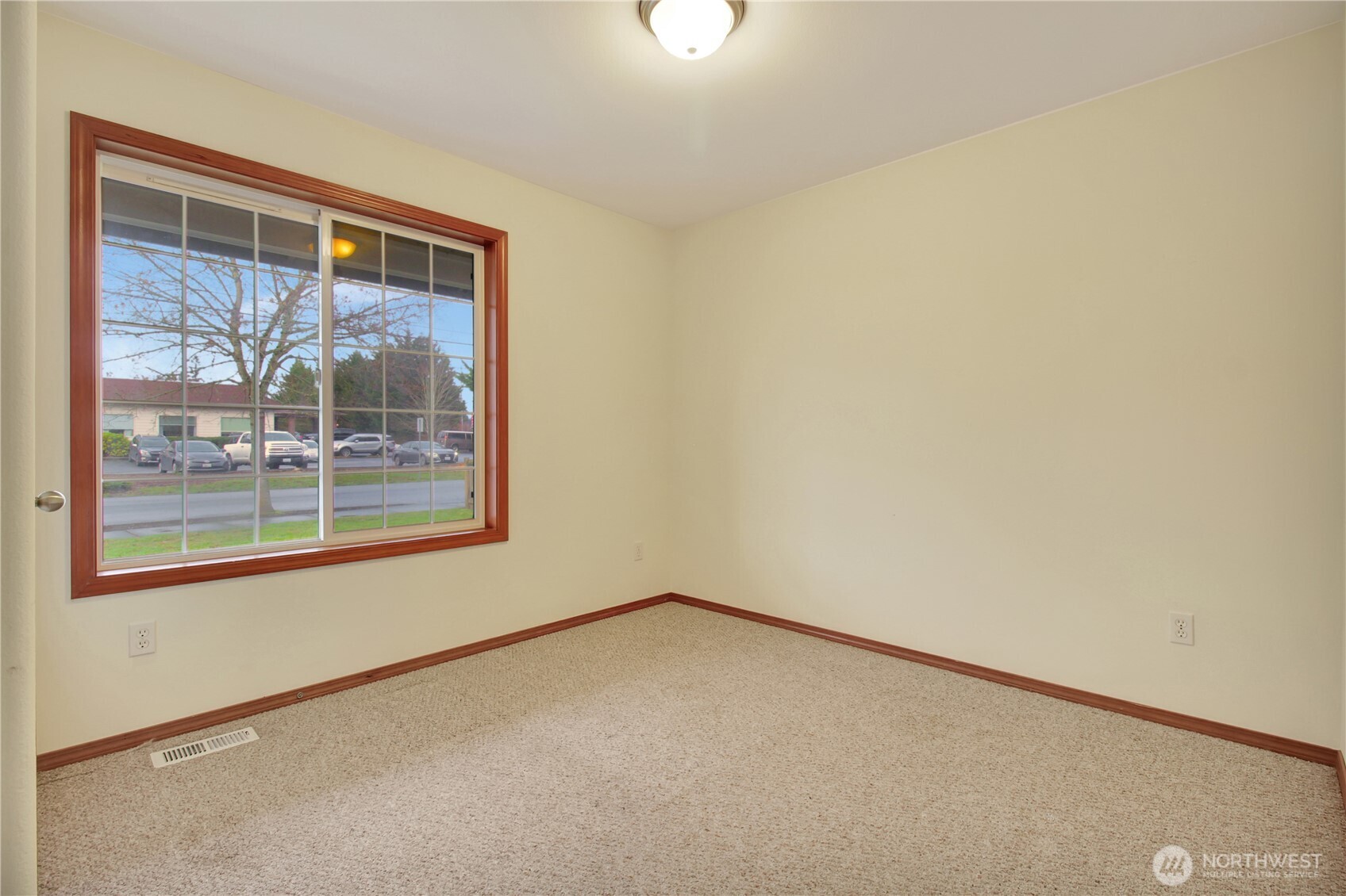 116 W Marion